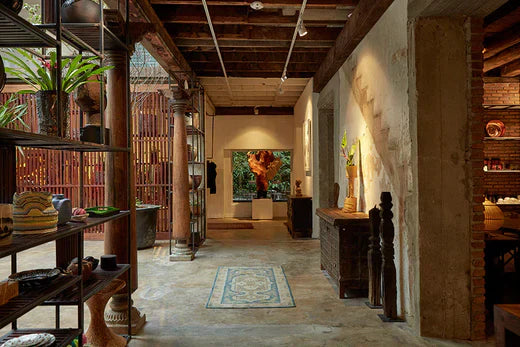 Shades of Bangkok : Discovering Bangkok's Artistic Enclaves