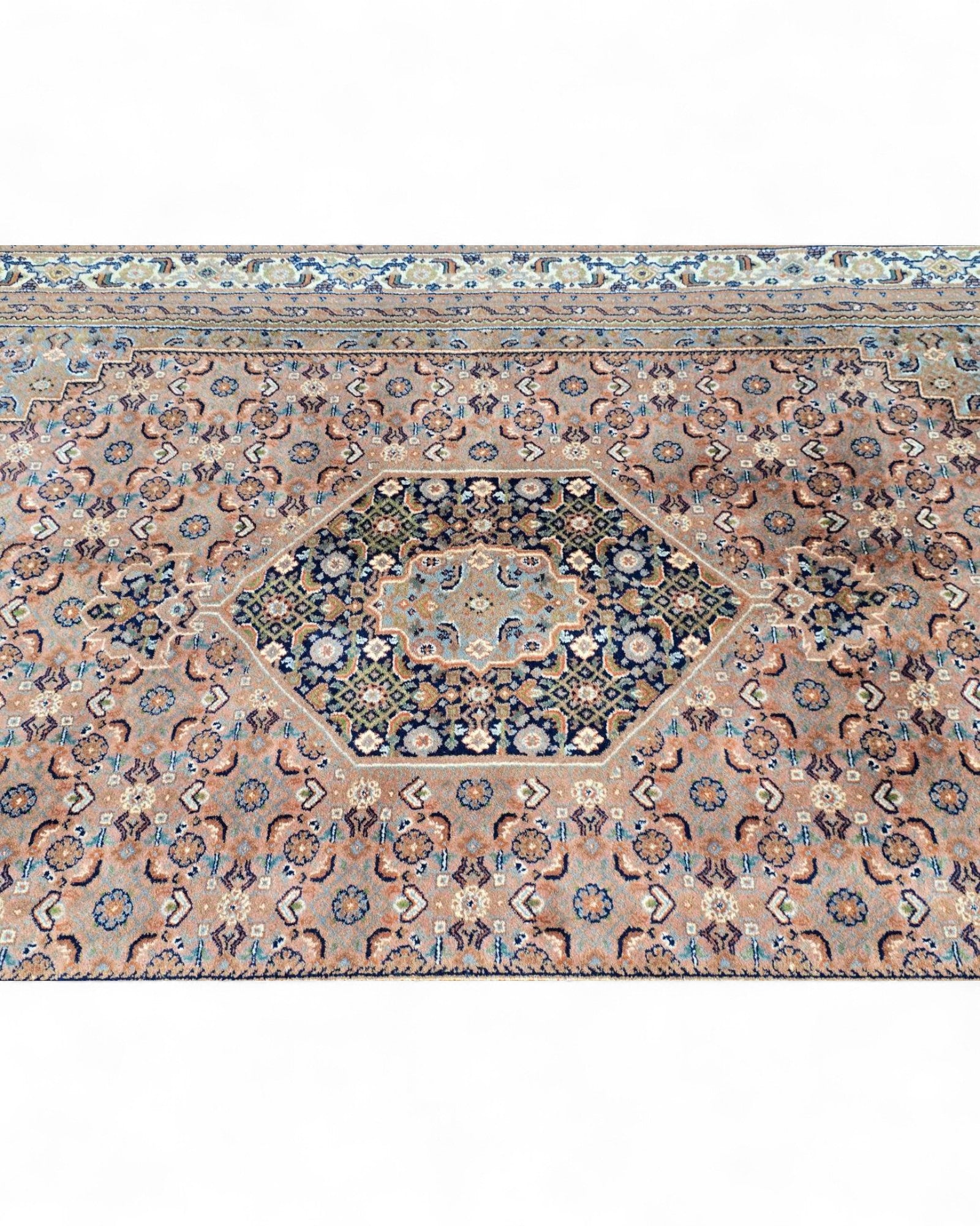 Belgian Machine-Woven Medallion Rug – Dusty Rose & Ivory (200 x 300 cm)