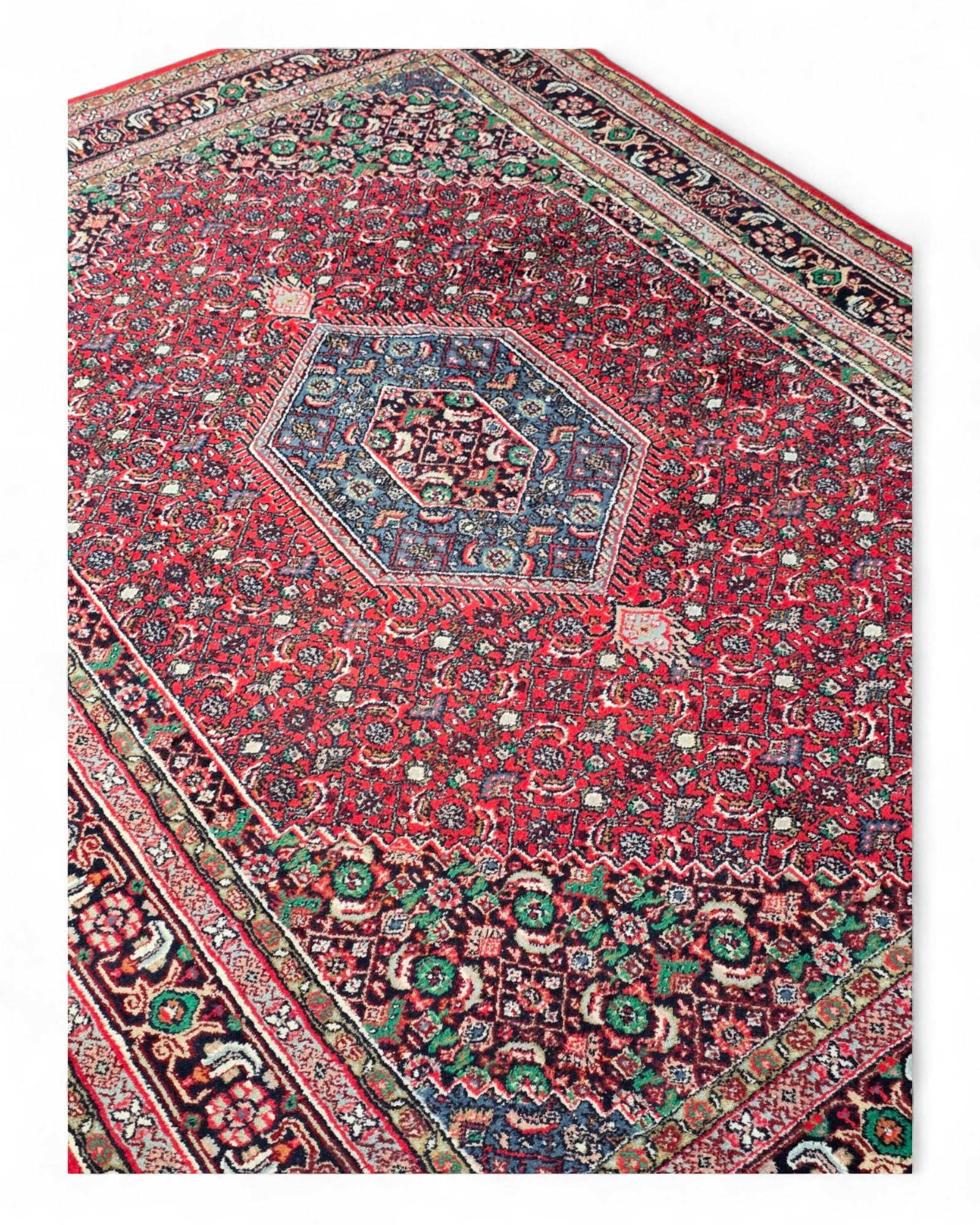 Persian-Style Medallion Wool Rug, India | 180 x 250 cm