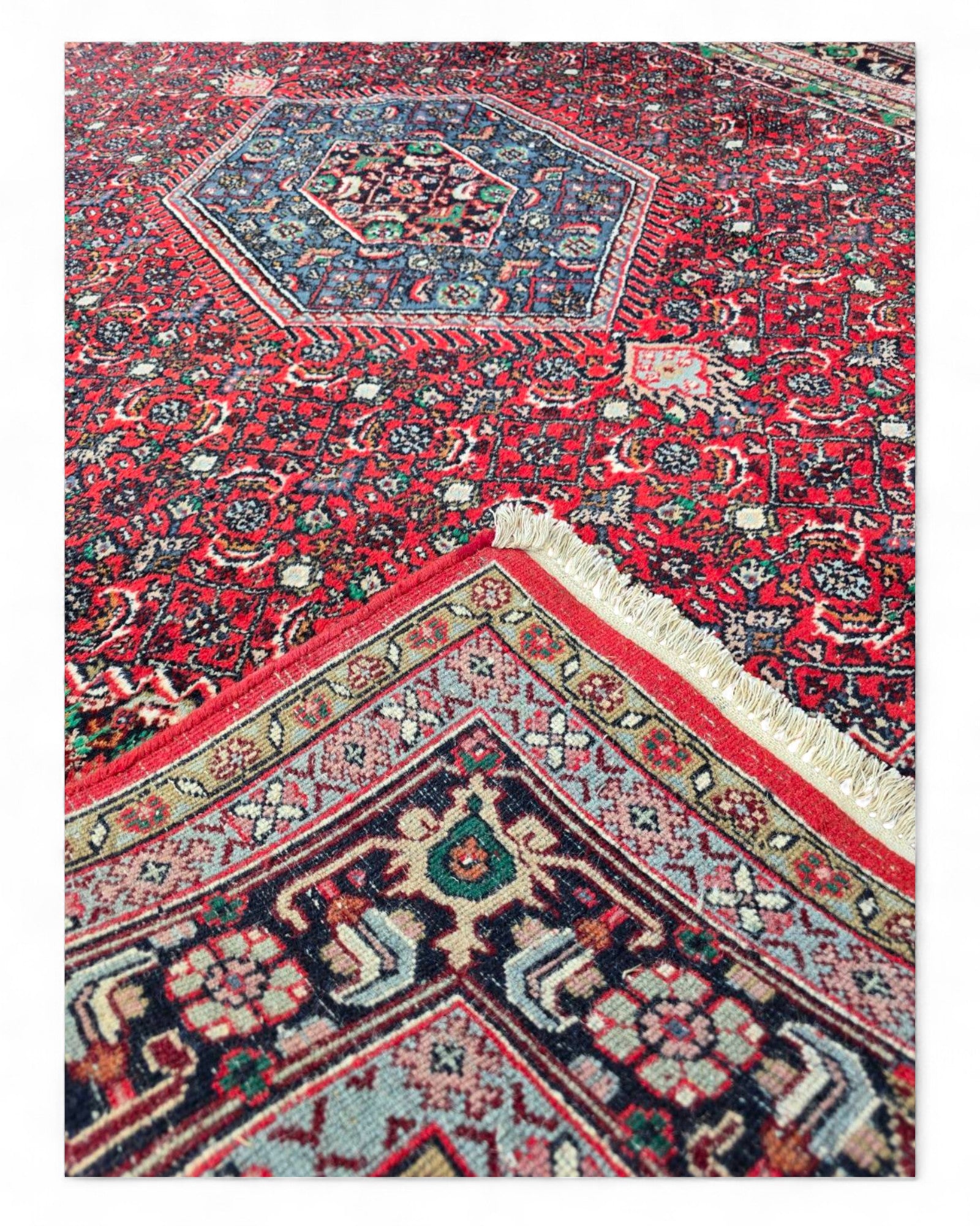 Persian-Style Medallion Wool Rug, India | 180 x 250 cm