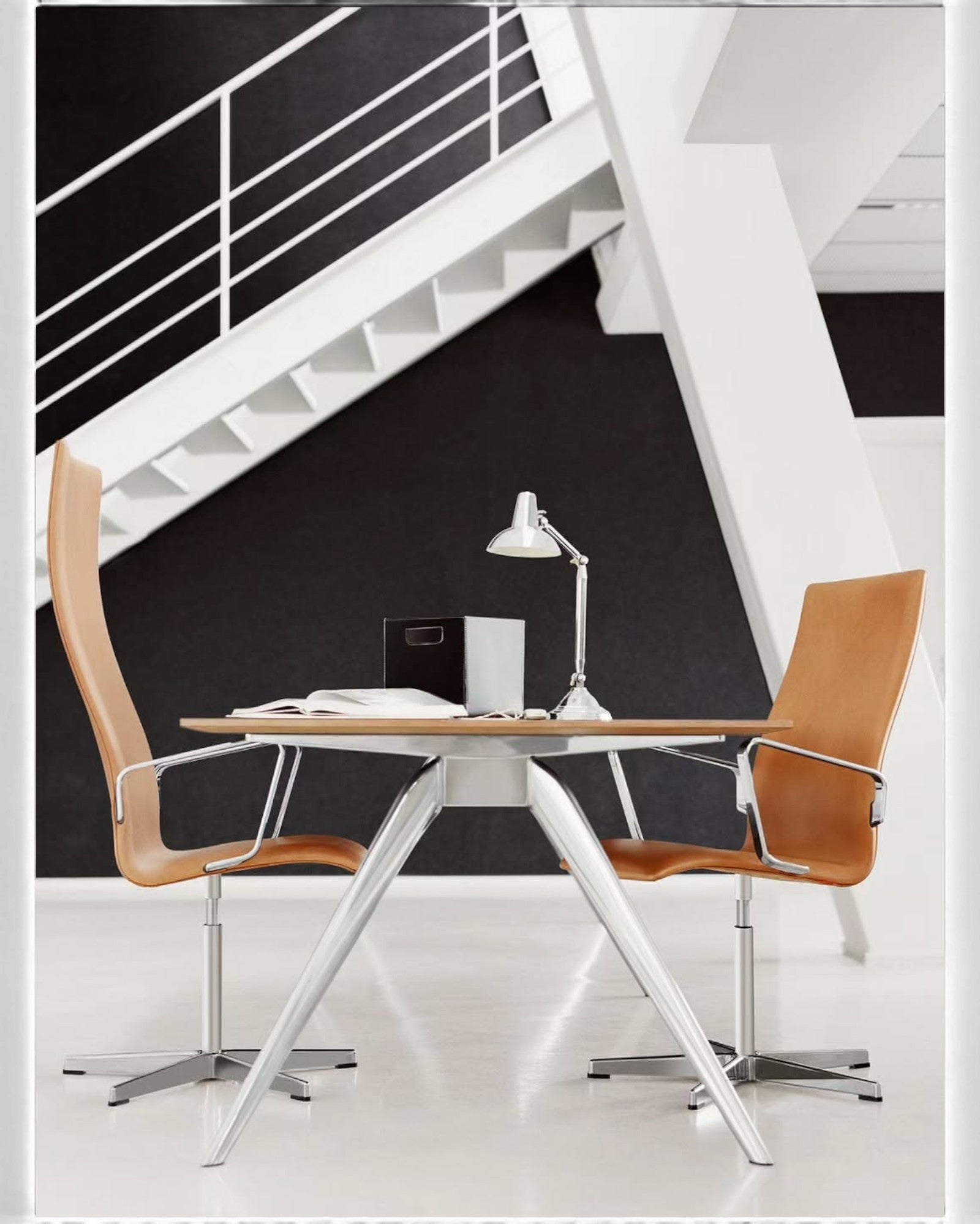Oxford™ Office Swivel Chair