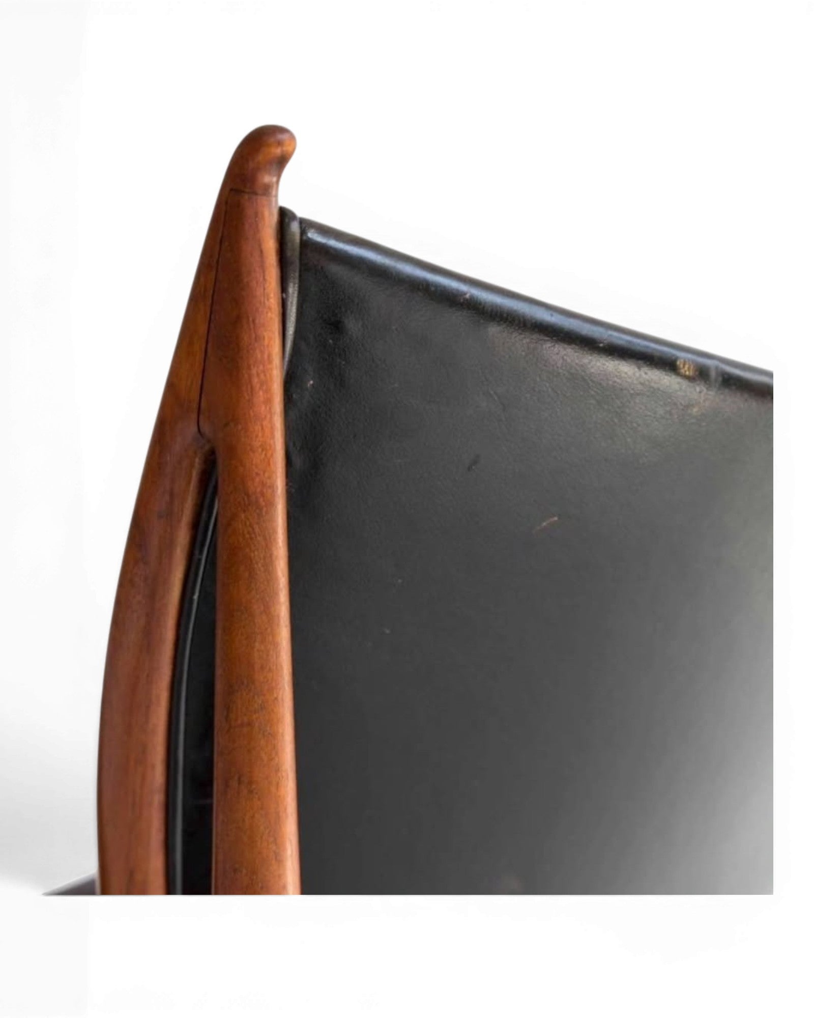 Finn Juhl “Chieftain’s Chair”