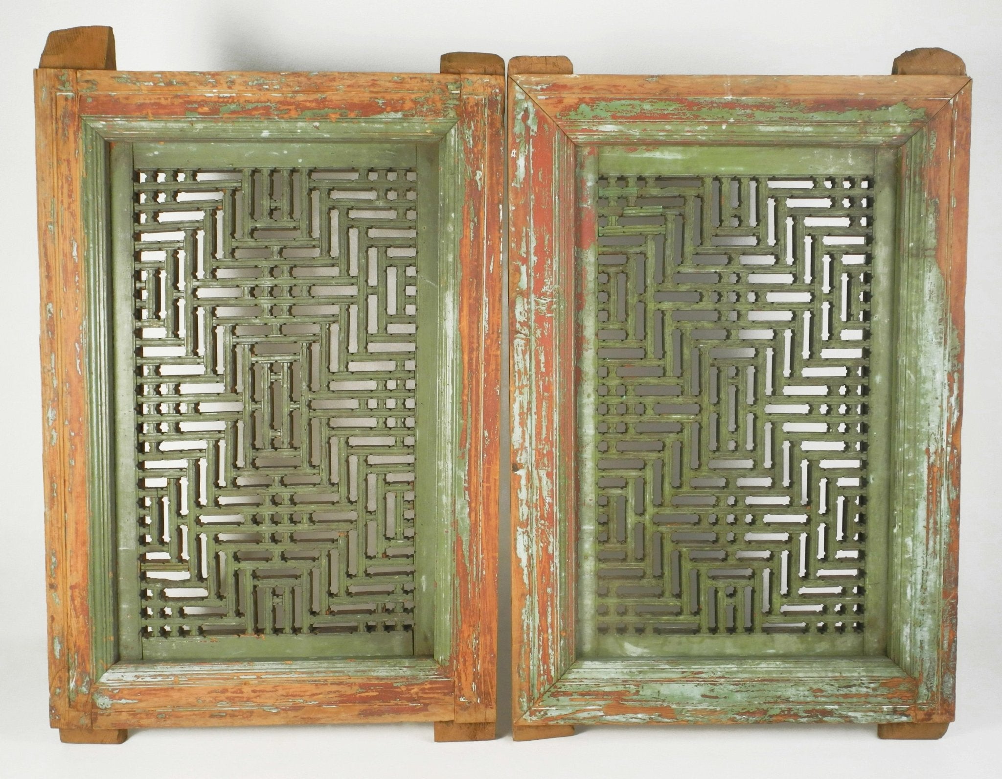 Pair of Punjabi Lattice Windows with Original Paint — 19th Century - Surround Living - 5
