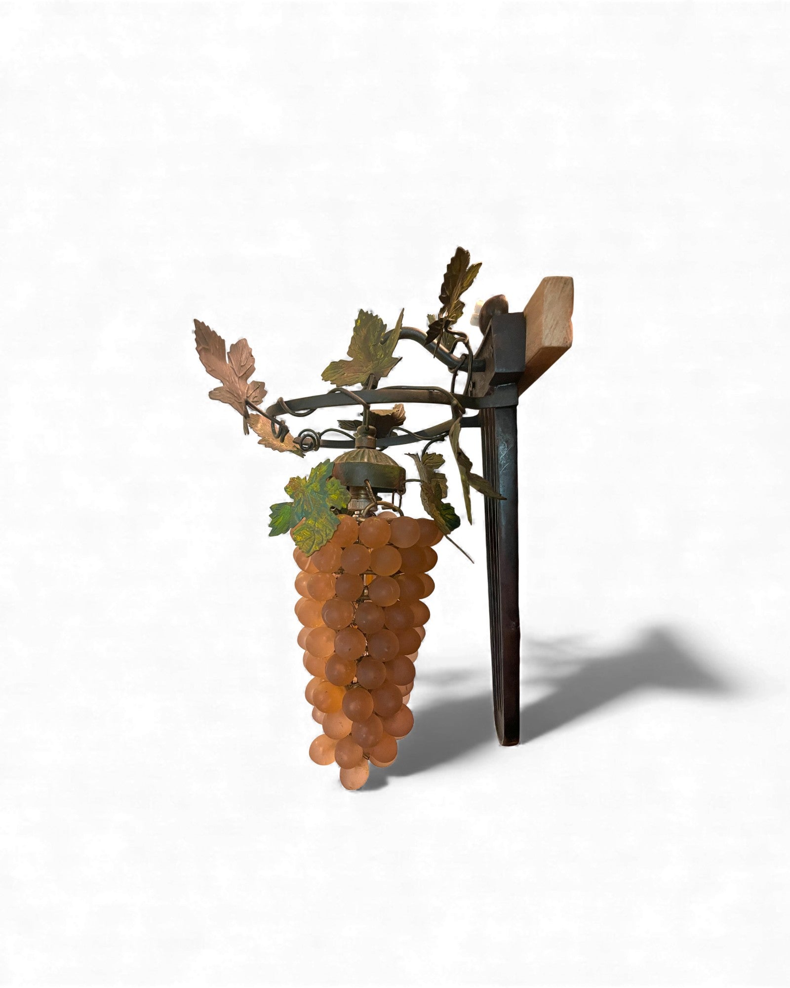 1-Globe Murano Glass Grape Wall Lamp