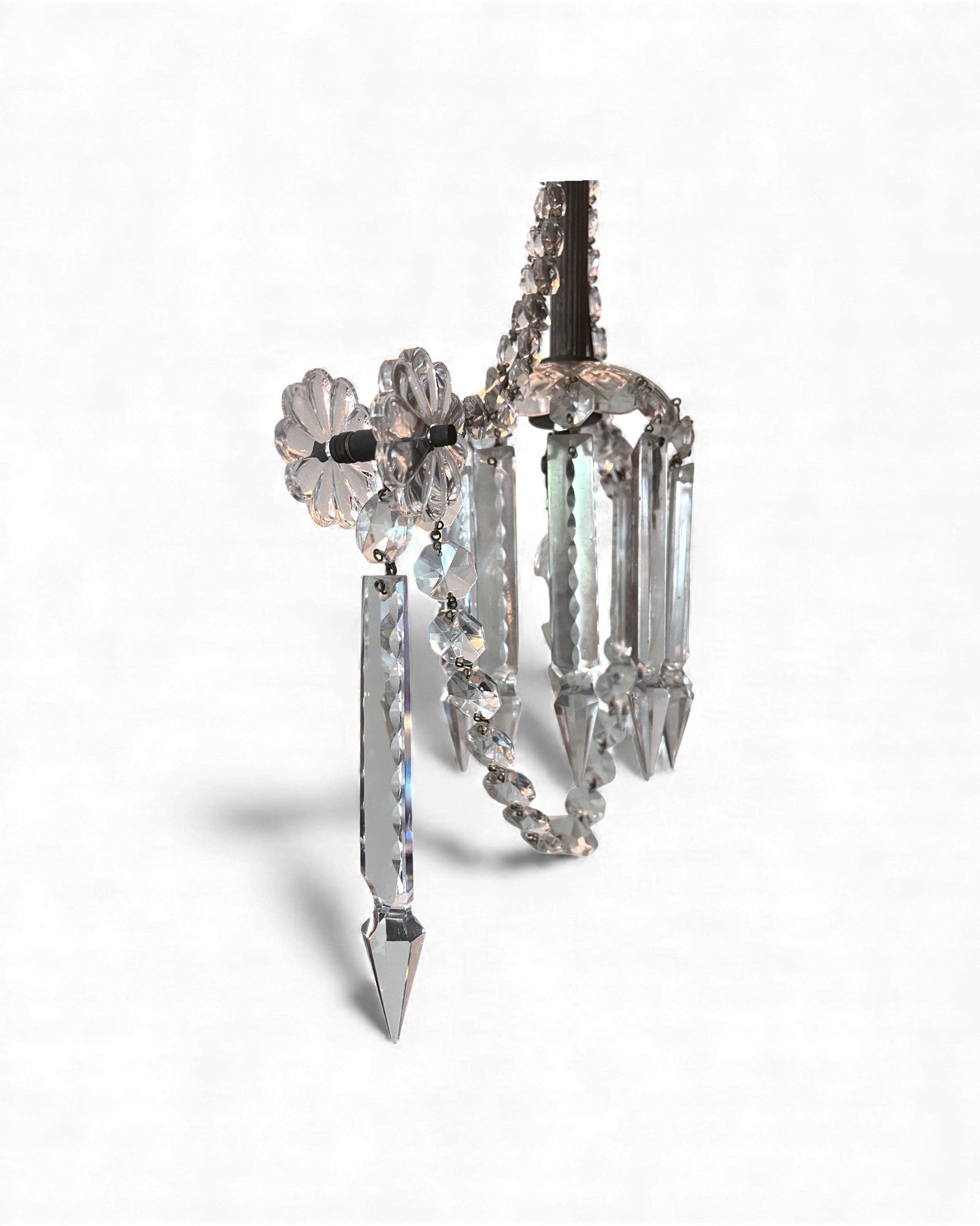 Single Draped Garland Crystal Wall Lamp