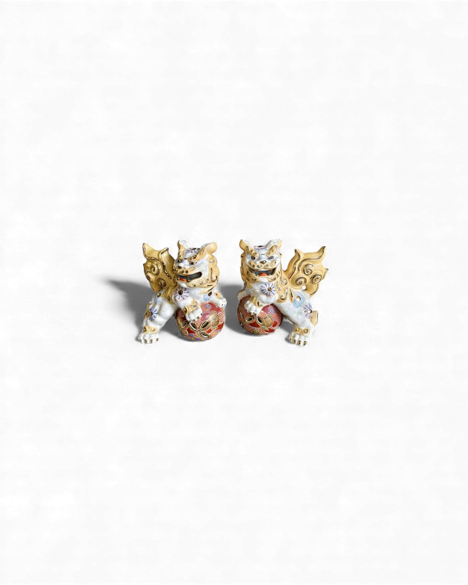 Kutani Guardian Lions — A Rare Left & Right Match - Set of 2