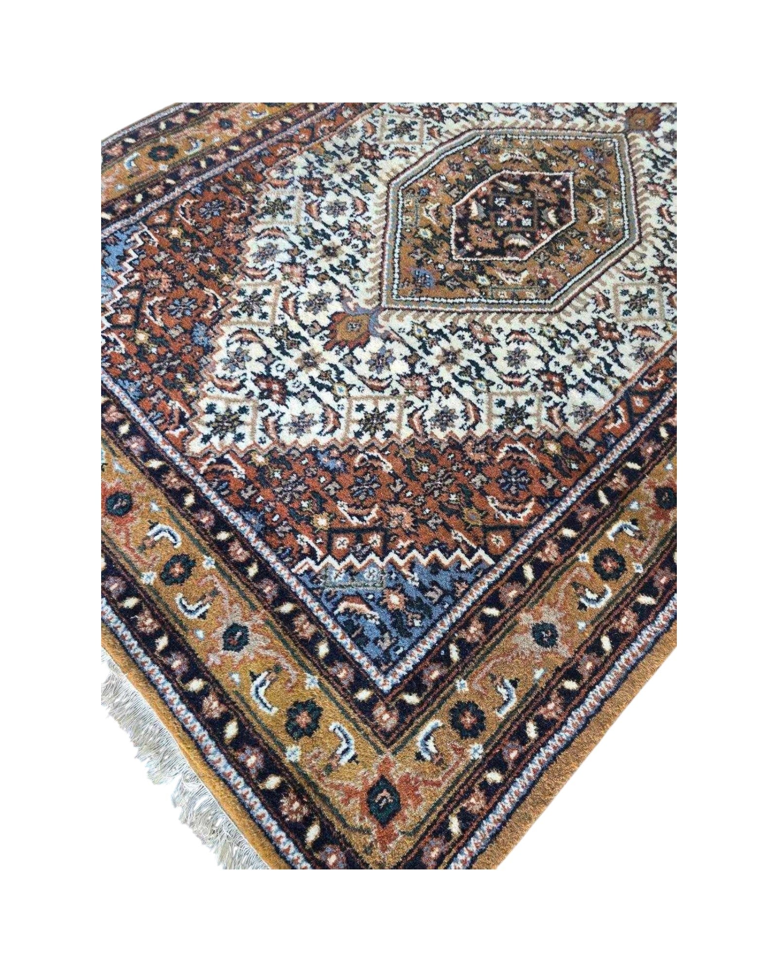 Indian Hexagonal Medallion Wool Rug | 175 x 240cm