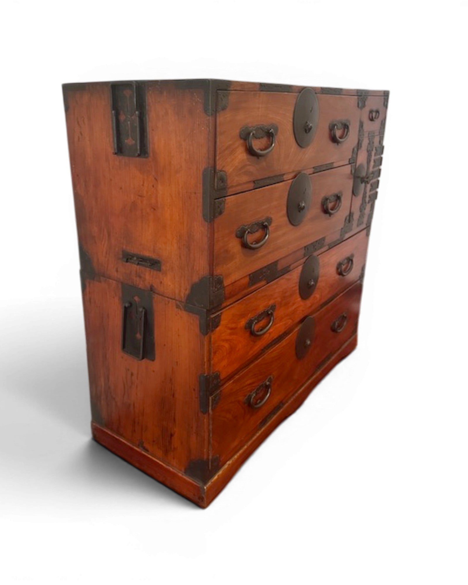 Nihonmatsu Keyaki Bridal Tansu Chest with Brass Fittings