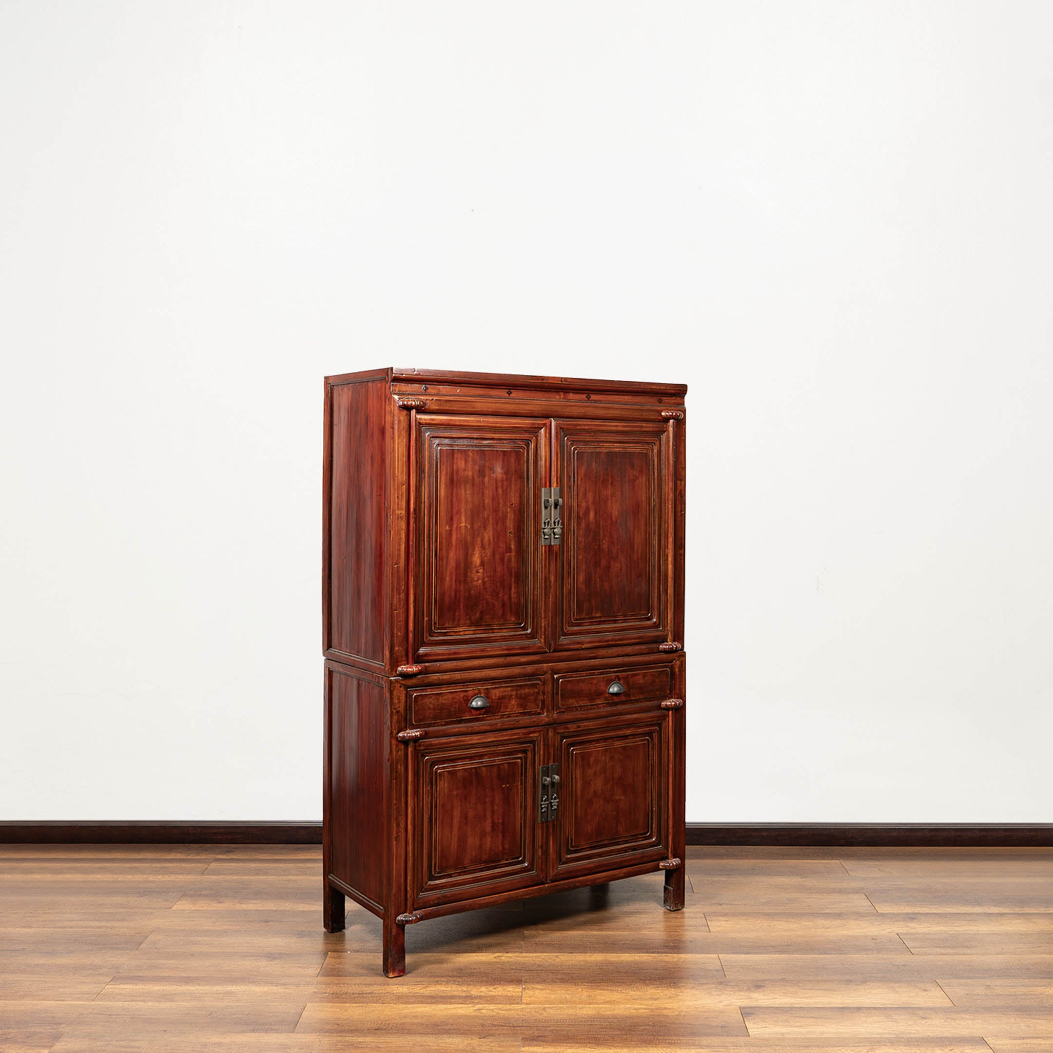 Chinese Antique Two Tiers Cabinet