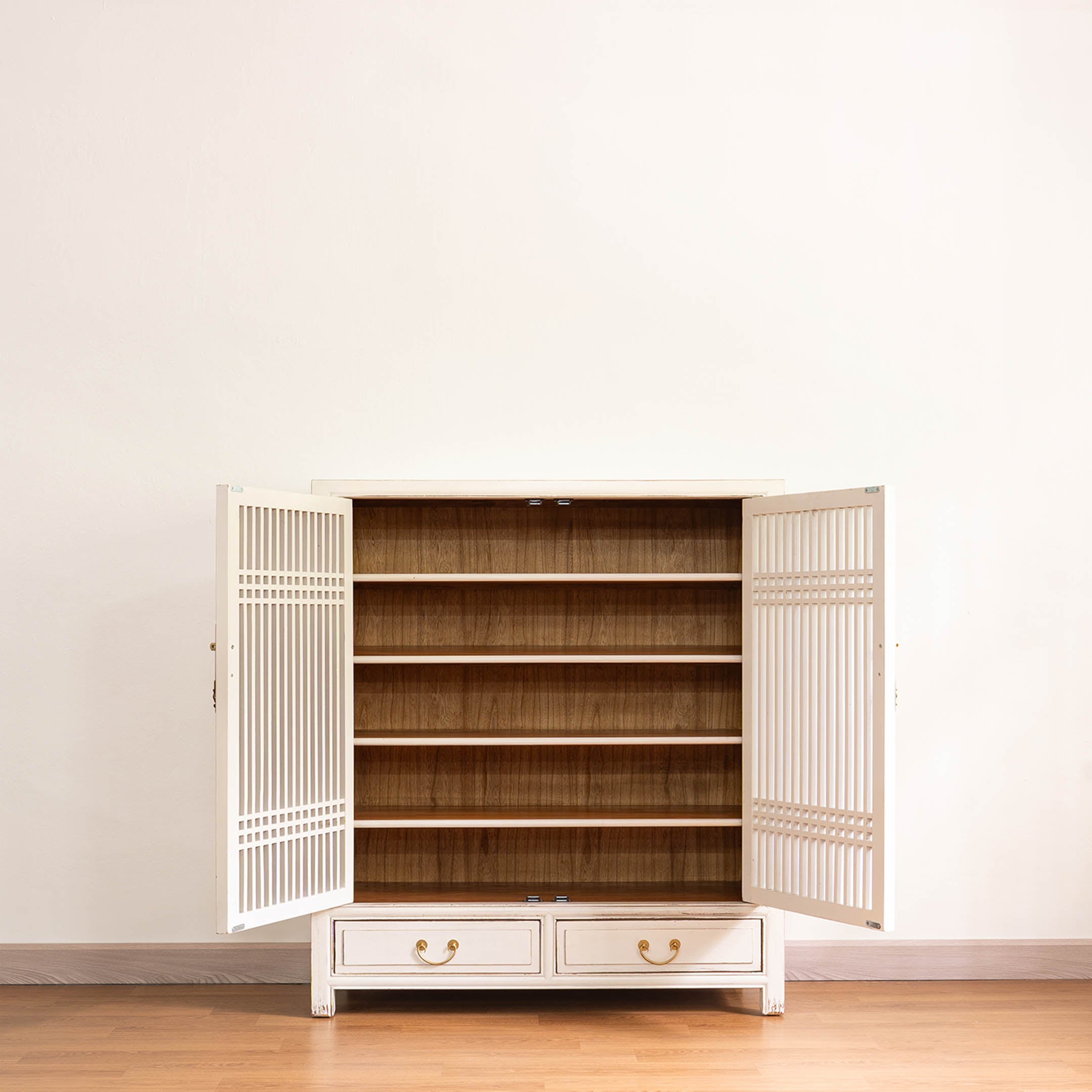 Traditional Lattice Door Cabinet Reproduction