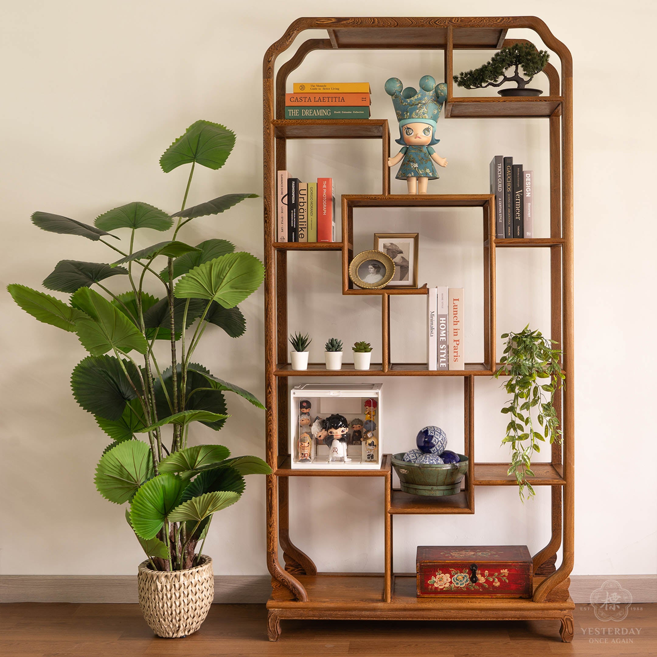Elegant Chinese Crafted Bookshelf