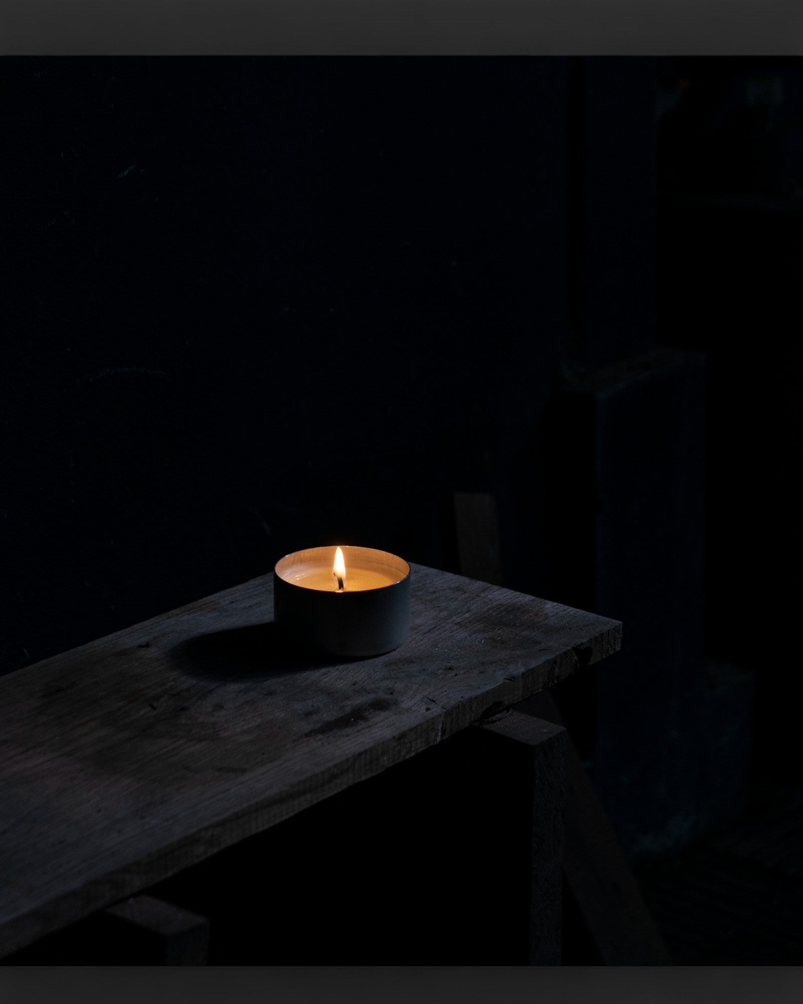 ทะเลหมอก (Sea of Mist) Crafted Scented Candle (M) 100g - Surround Living - 16