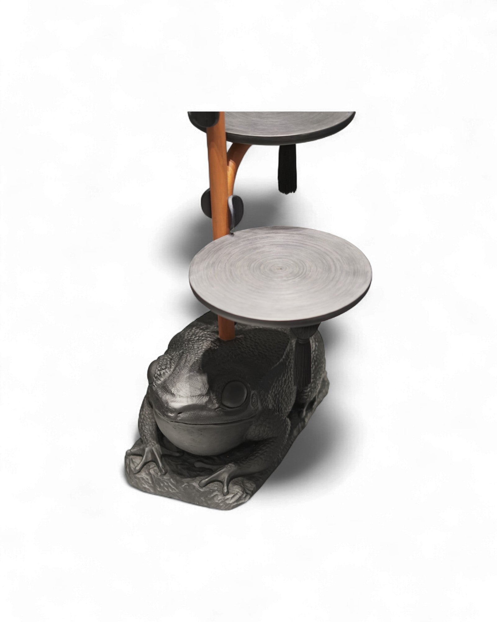 AMO ARTE — Frog Pedestal Table