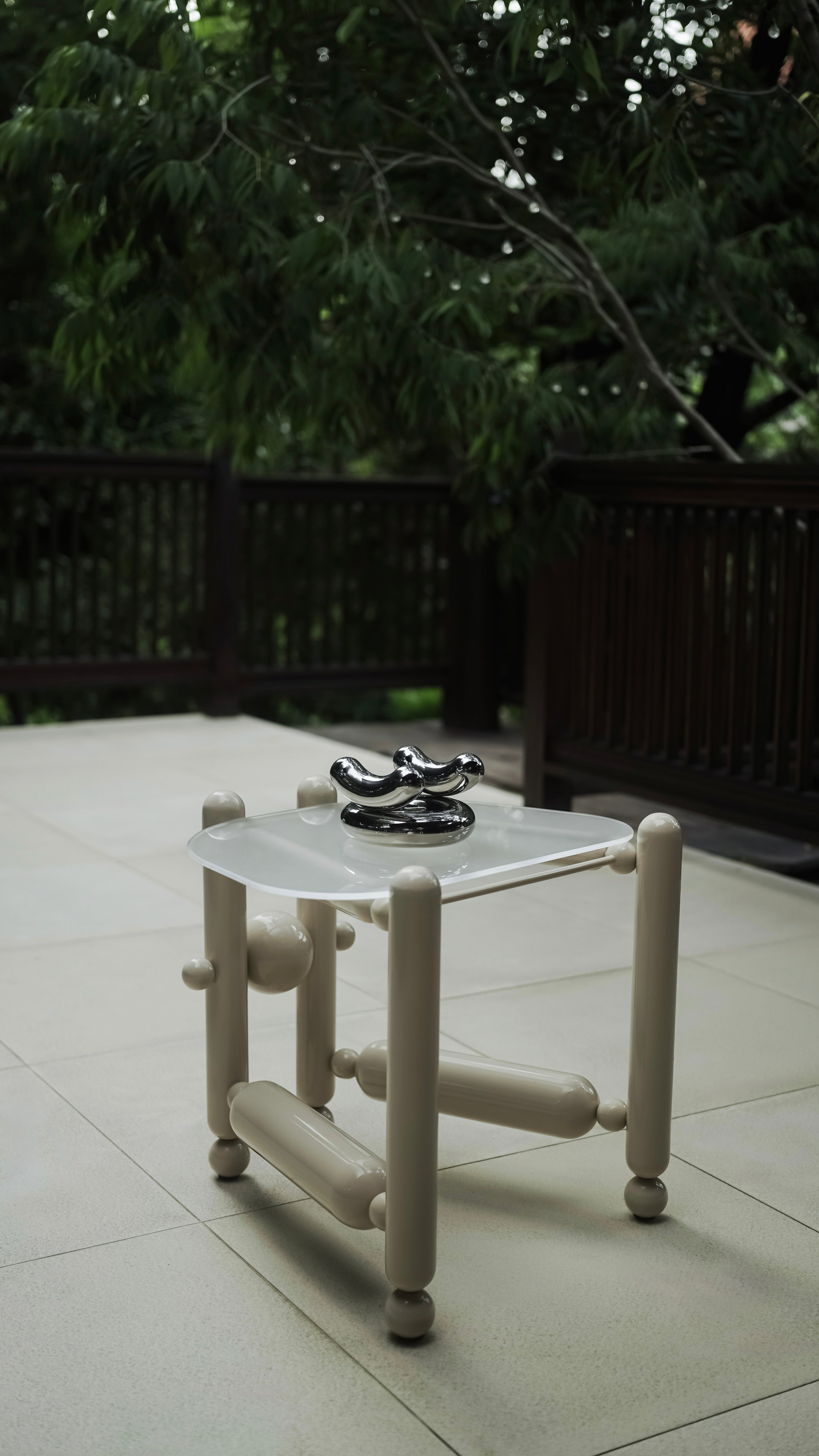 H! SIDE TABLE (2 Colours)