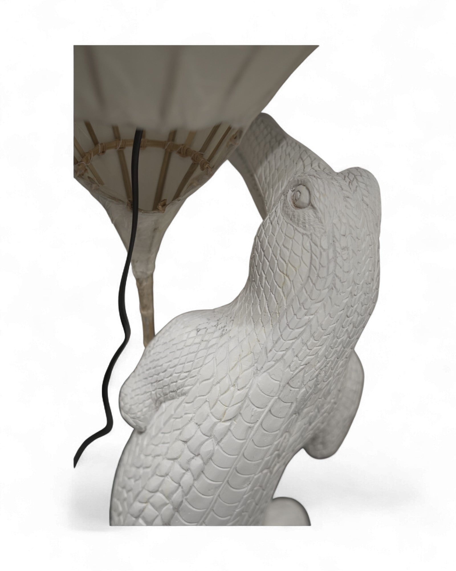 TIMA - Carved Crocodile Lamp