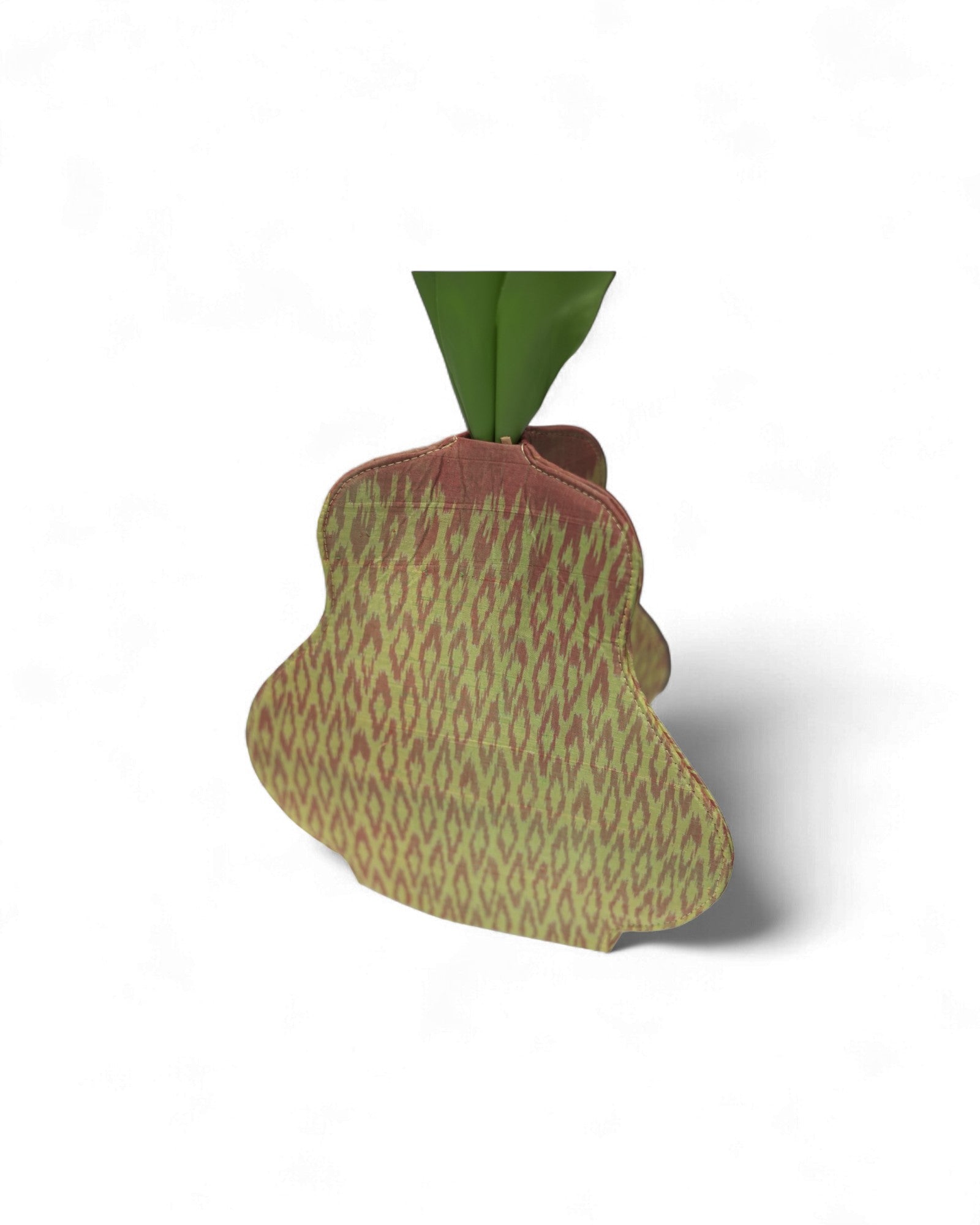SUMPHAT - Silk Vase (D)