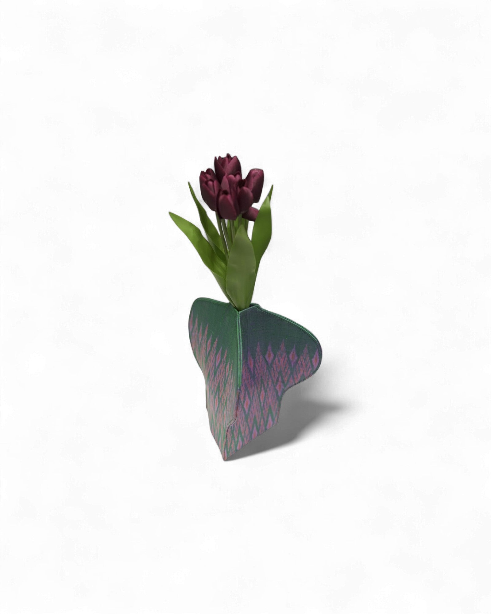 SUMPHAT - Silk Vase (B)