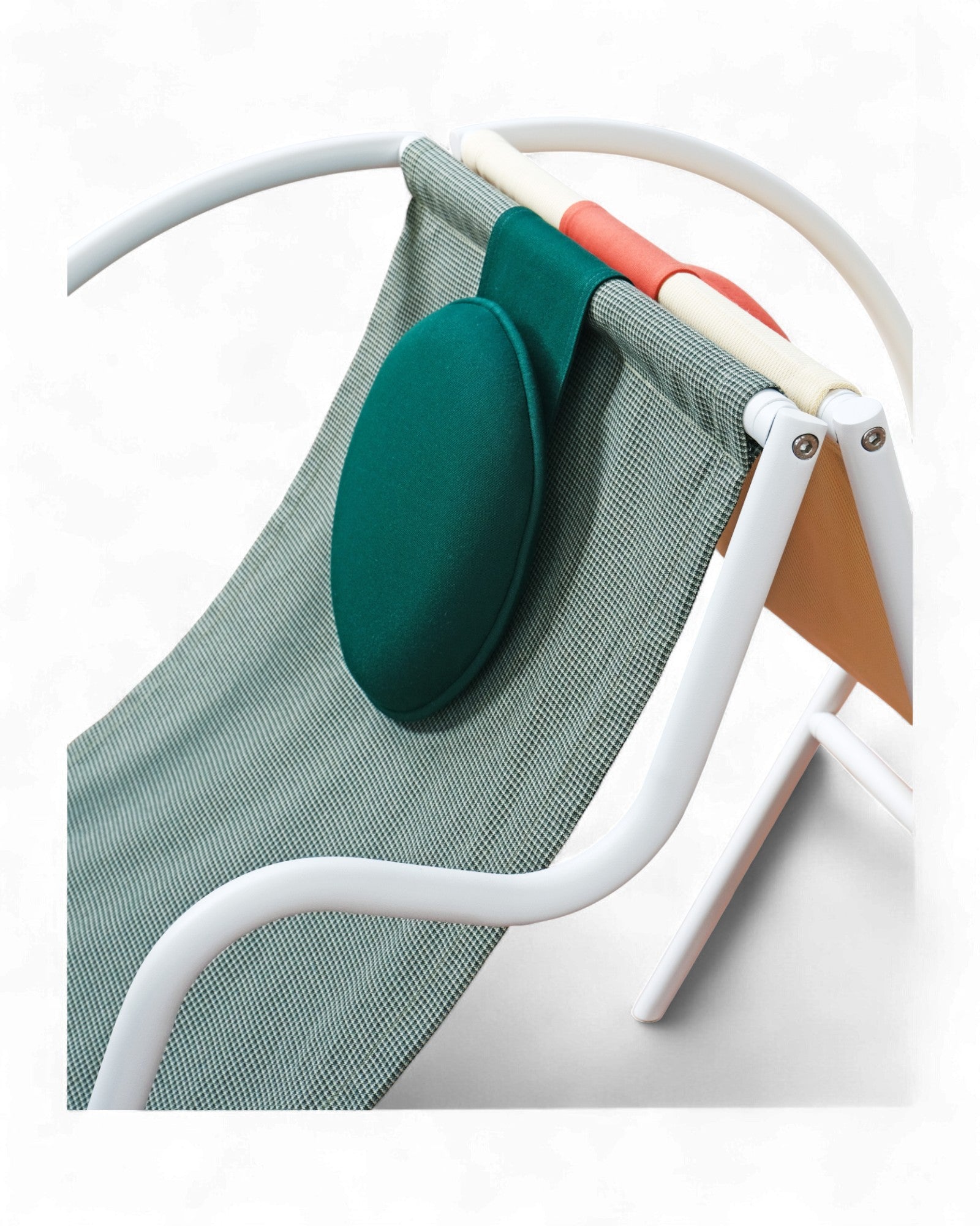 The Ebbar Chair - Pesto