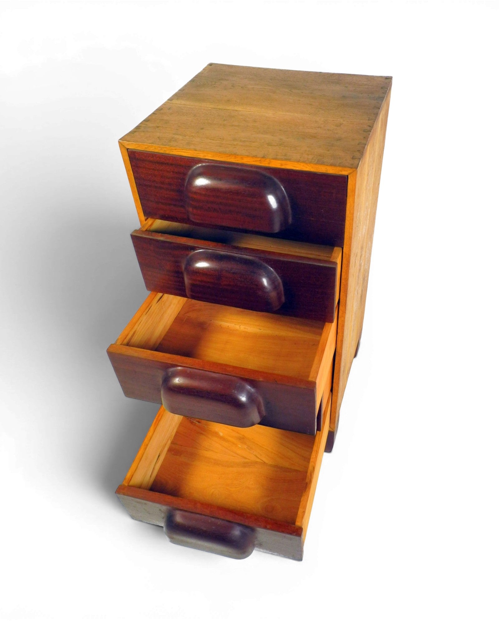Five - Drawer Chest Inspired - Surround Living - 4