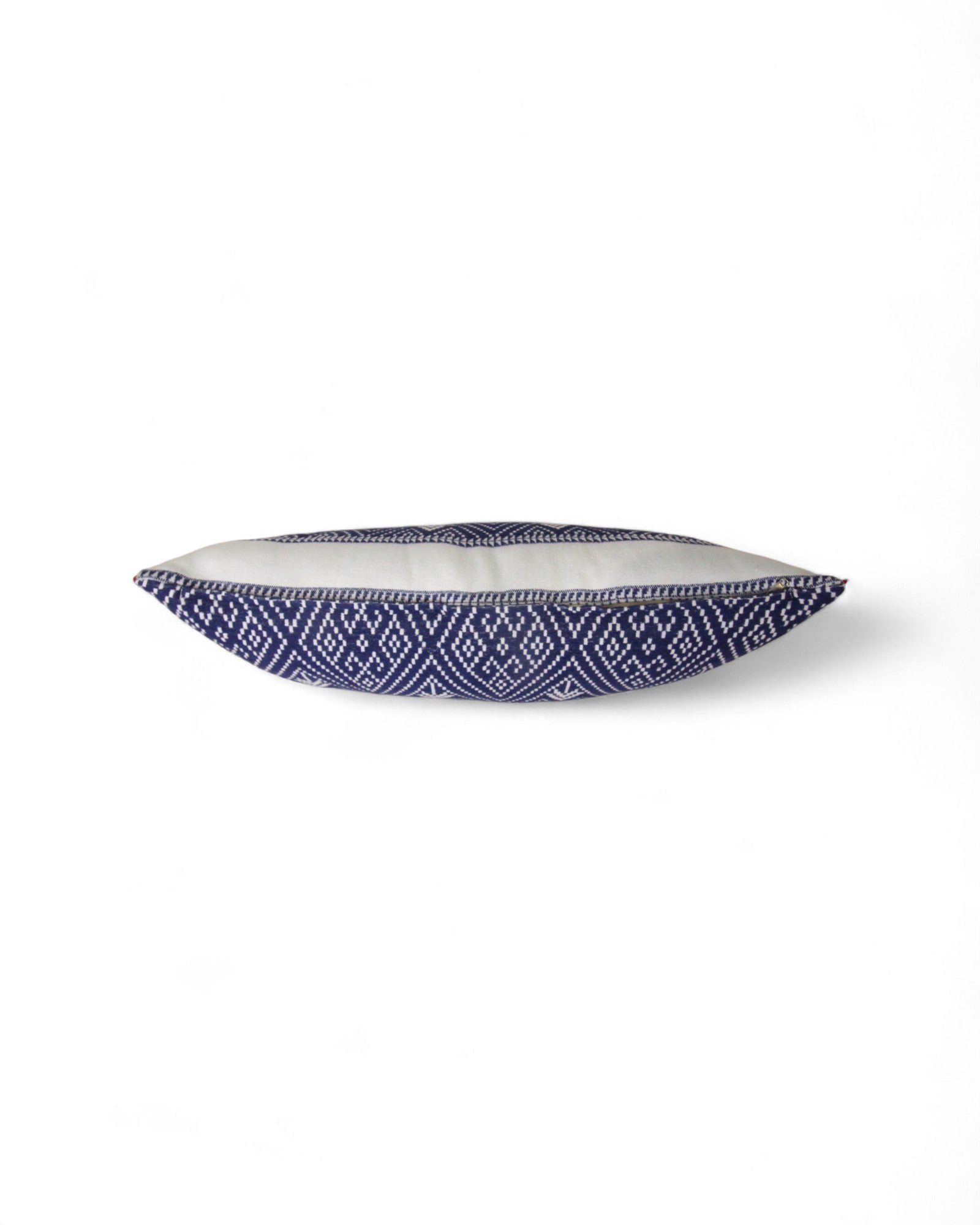 Lumbar Handwoven Indigo-Dye Khit Fabric - Diamond Blue & White