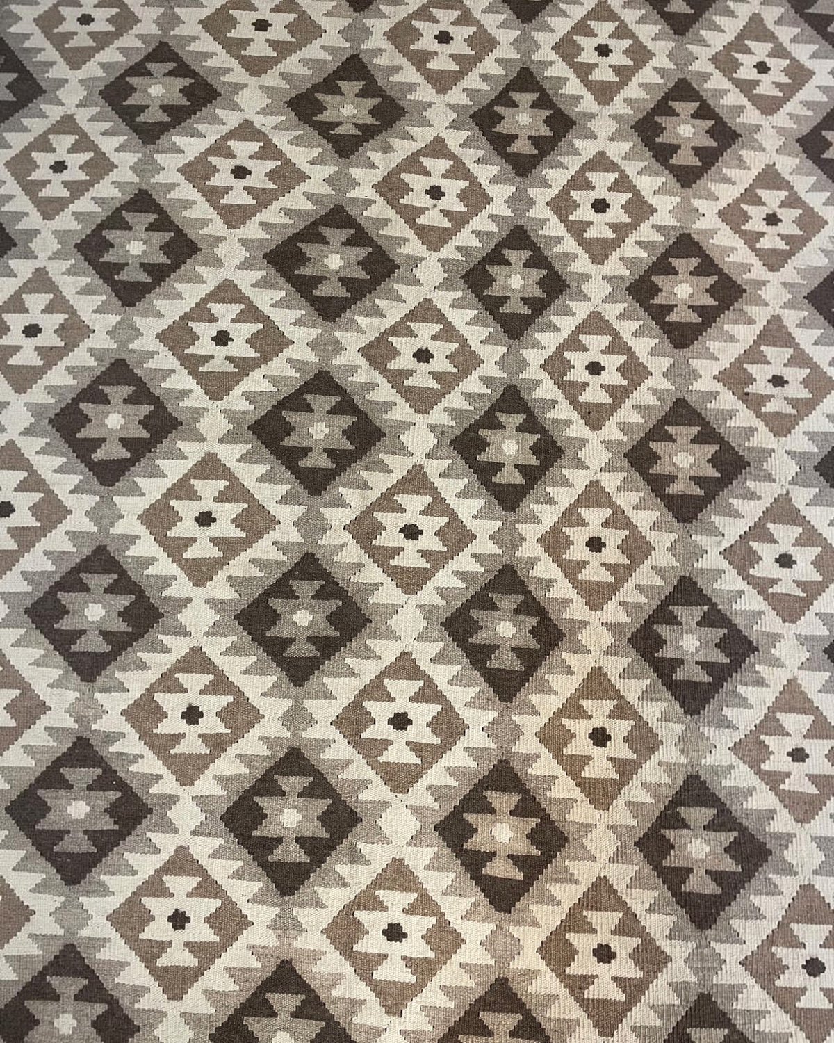 Handwoven Kilim – Neutral Diamond Lattice | 400 x 300cm