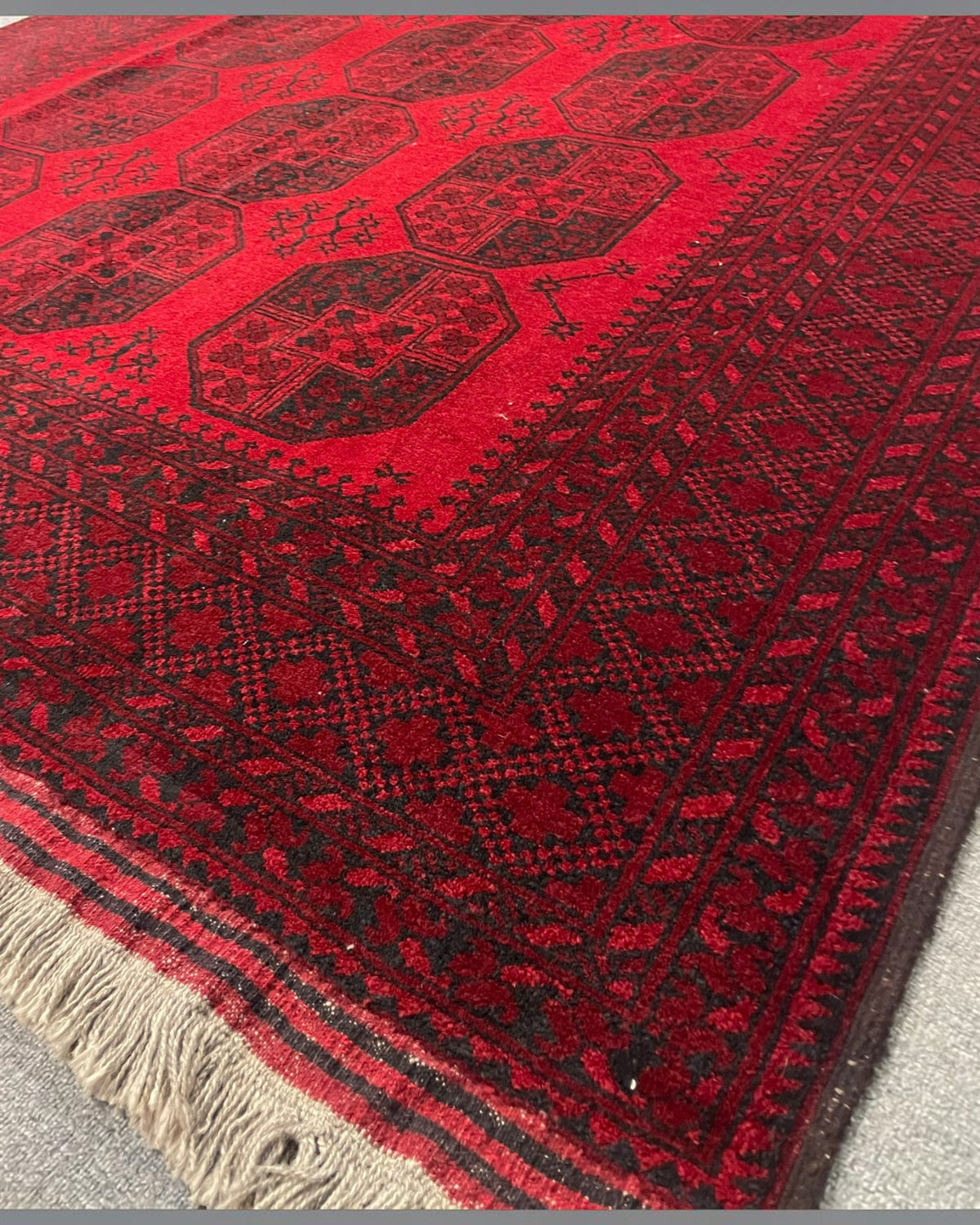 Afghan Turkmen Elephant Foot Carpet l 300 x 200 cm