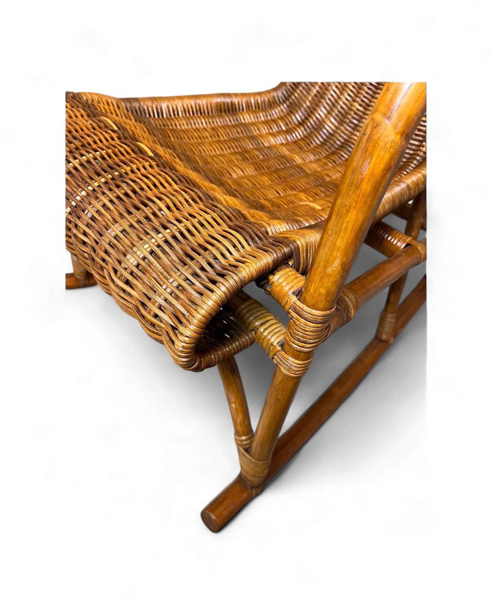 Rattan Weave Vintage High Back Rattan Rocking Chair Surround Living