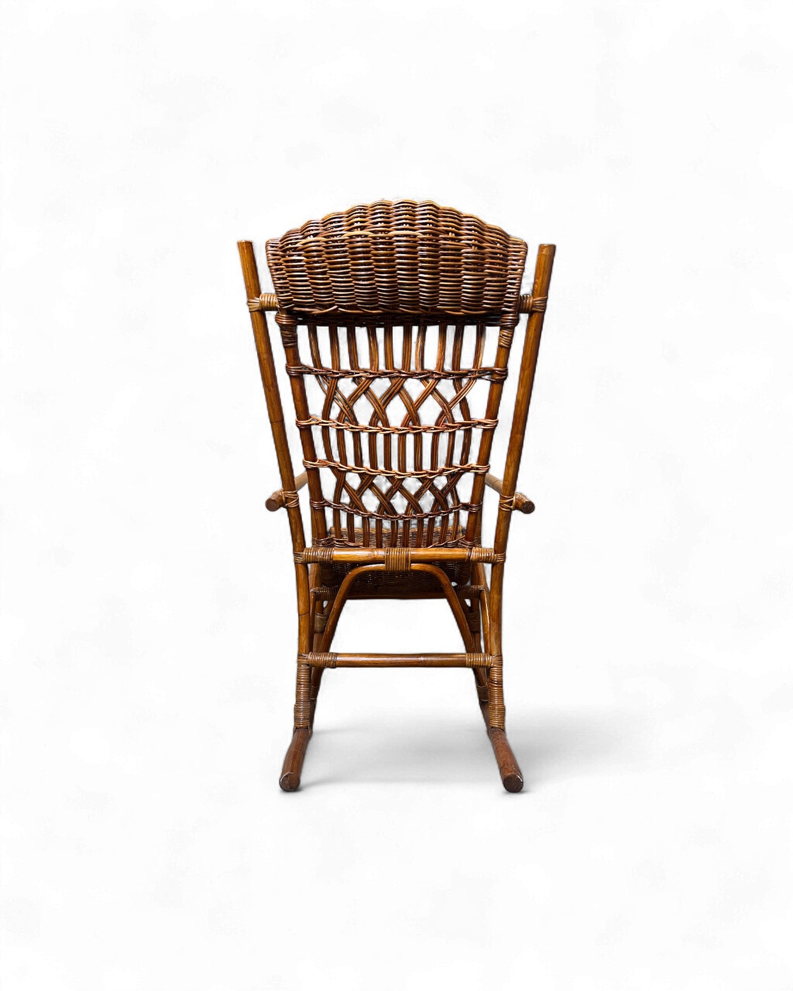 Rattan Weave Vintage High Back Rattan Rocking Chair Surround Living