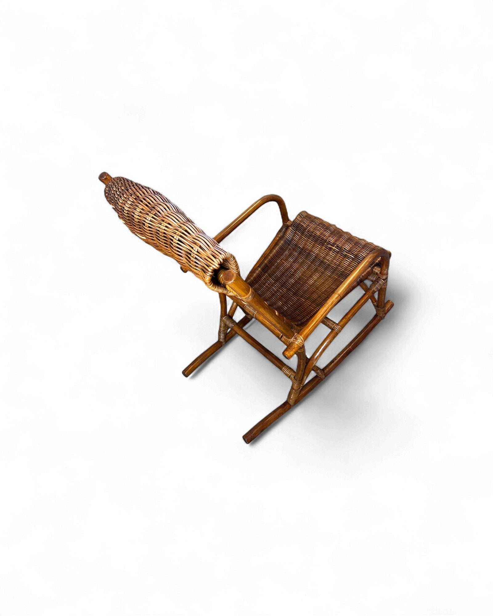 Rattan Weave Vintage High Back Rattan Rocking Chair Surround Living