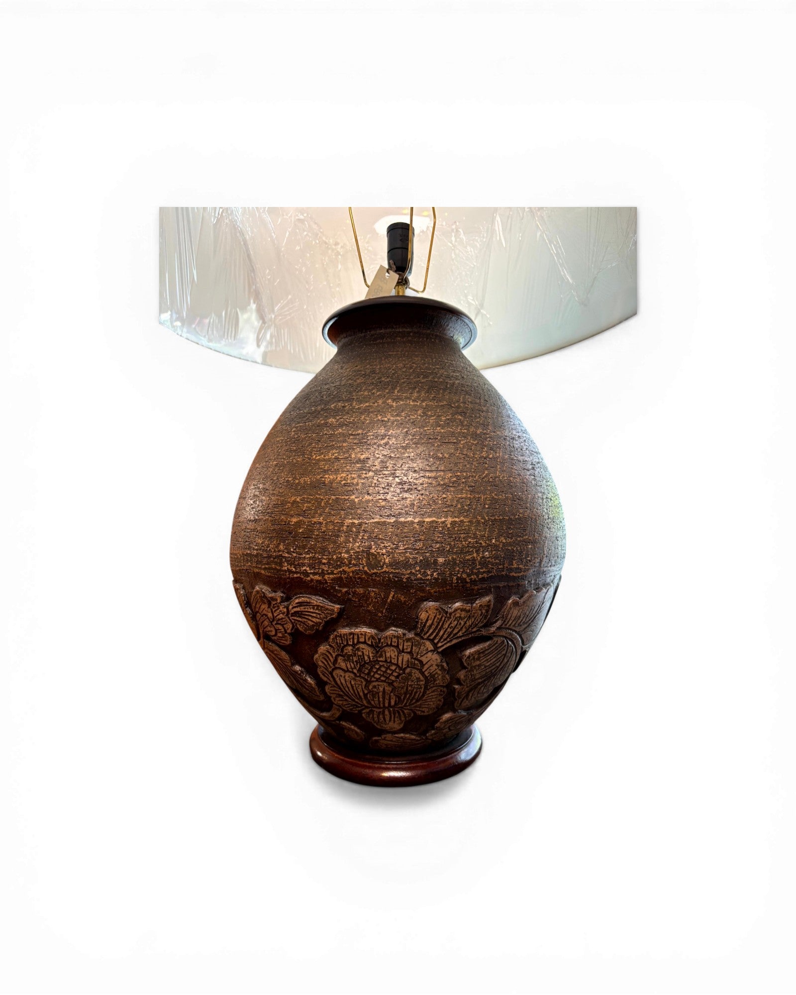 Dark Cocoa Carved Ceramic Table Lamp with Gloss Linen Shade - Surround Living - 7