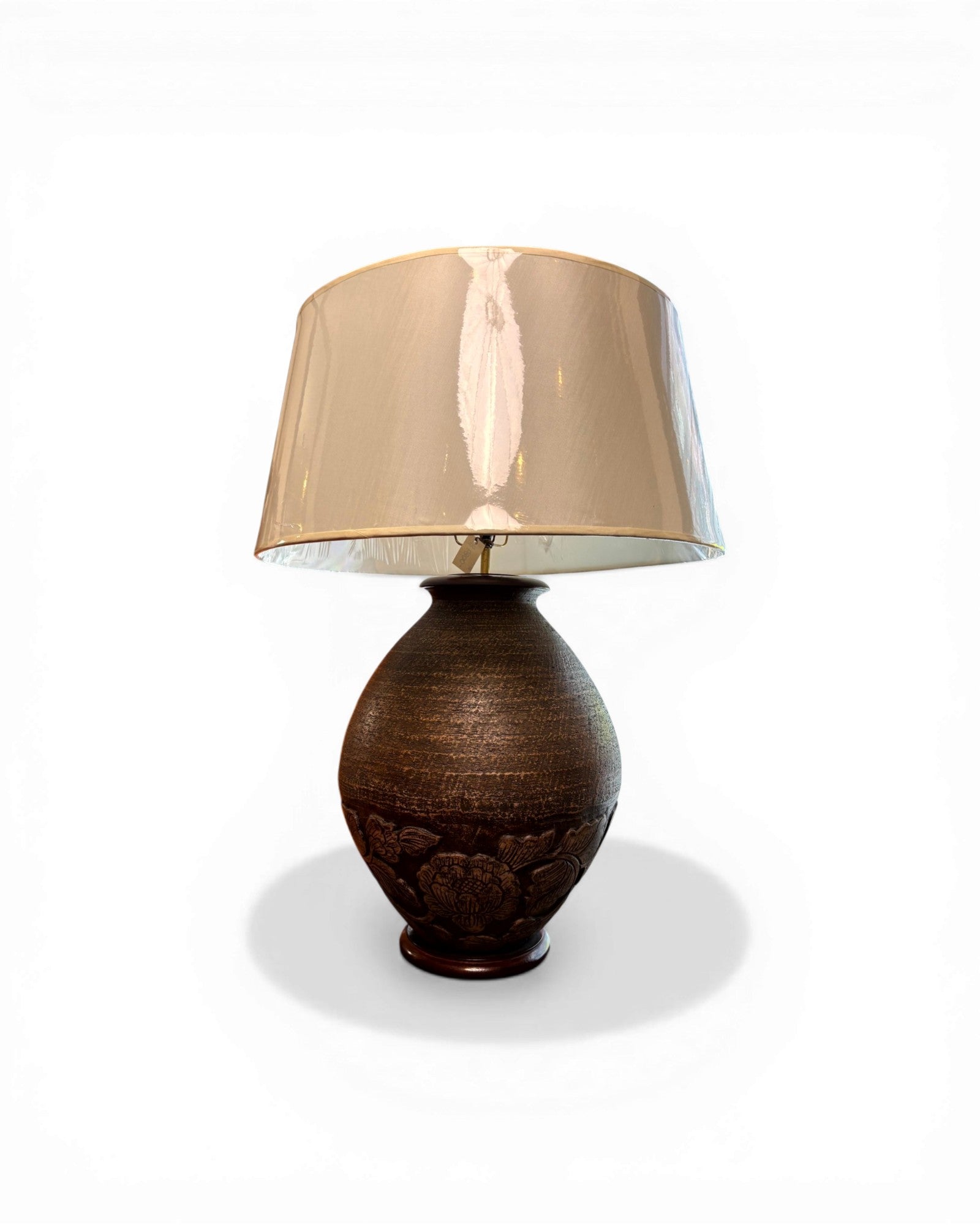 Dark Cocoa Carved Ceramic Table Lamp with Gloss Linen Shade - Surround Living - 8
