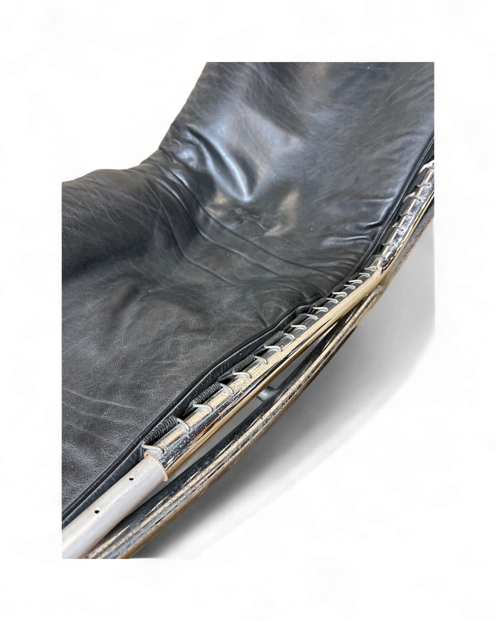 Vintage Mid-Century Modern Leather & Chrome Rocking Chaise Lounge Surround Living