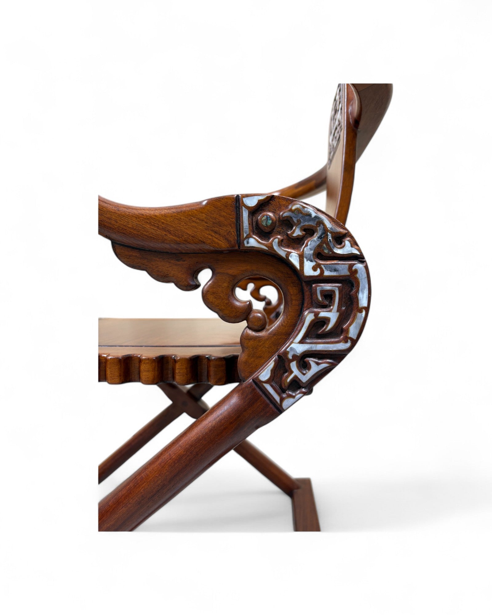 Chinese Reproduction Ming-style folding Horseshoe-back Armchair