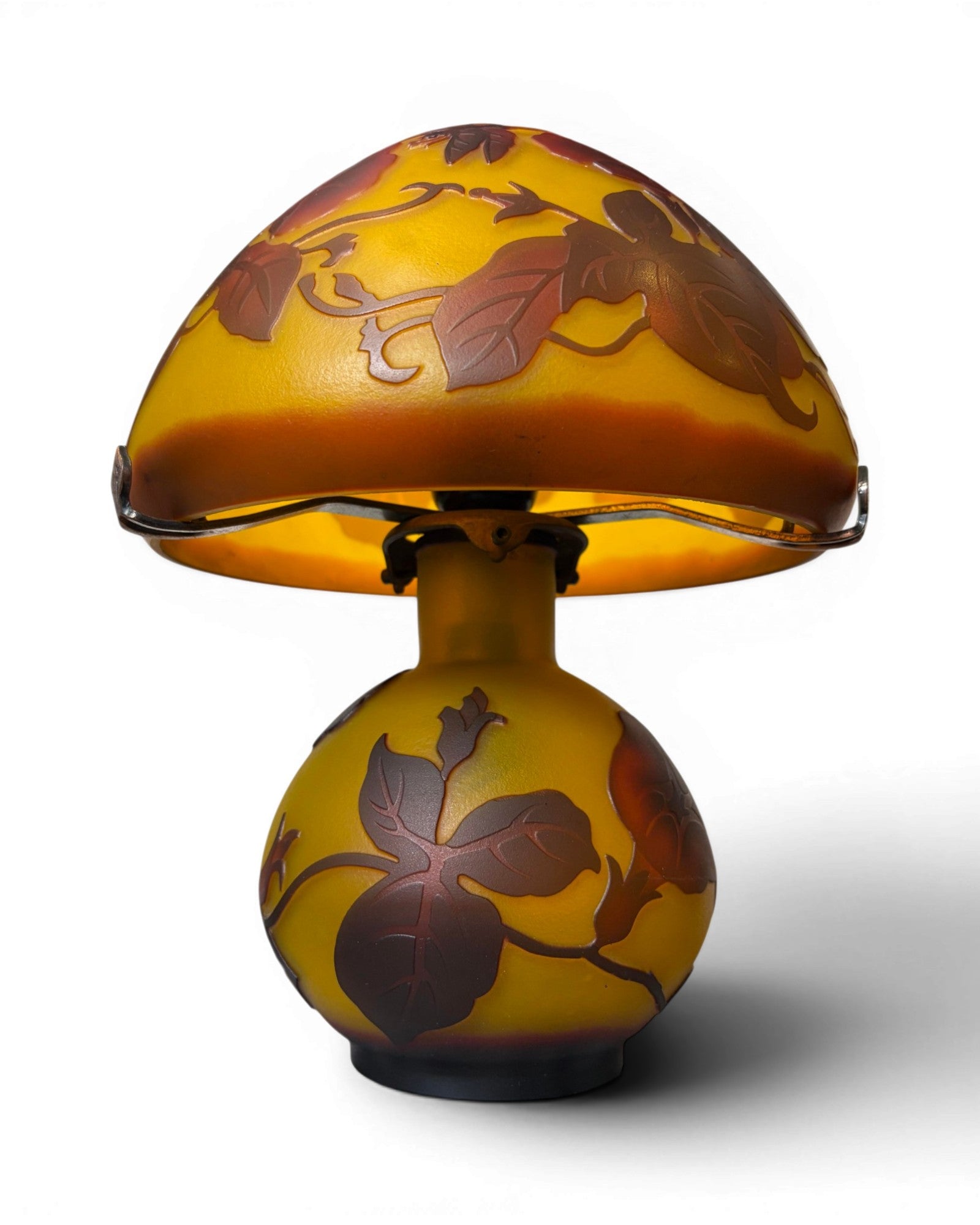 Art Nouveau Cameo Glass Table Lamp