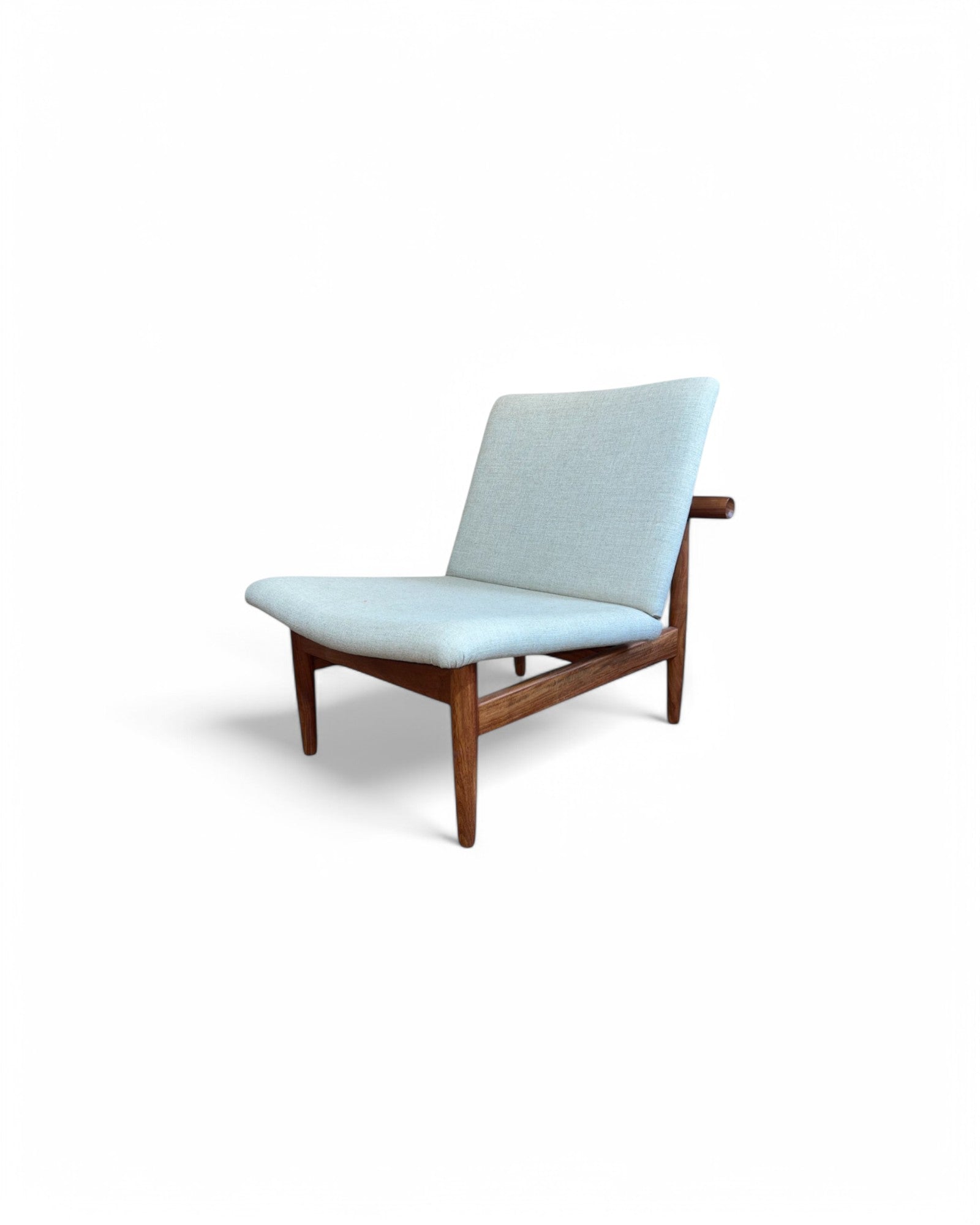 Cream Kokoro T Frame Rosewood Lounge Chair