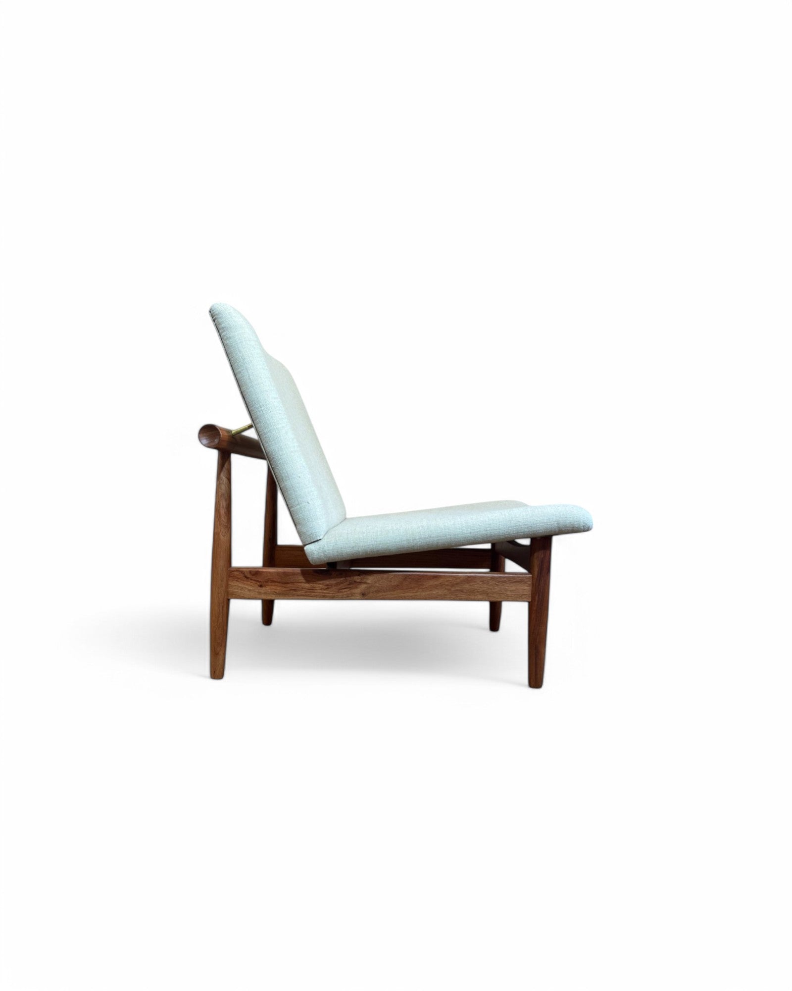 Cream Kokoro T Frame Rosewood Lounge Chair