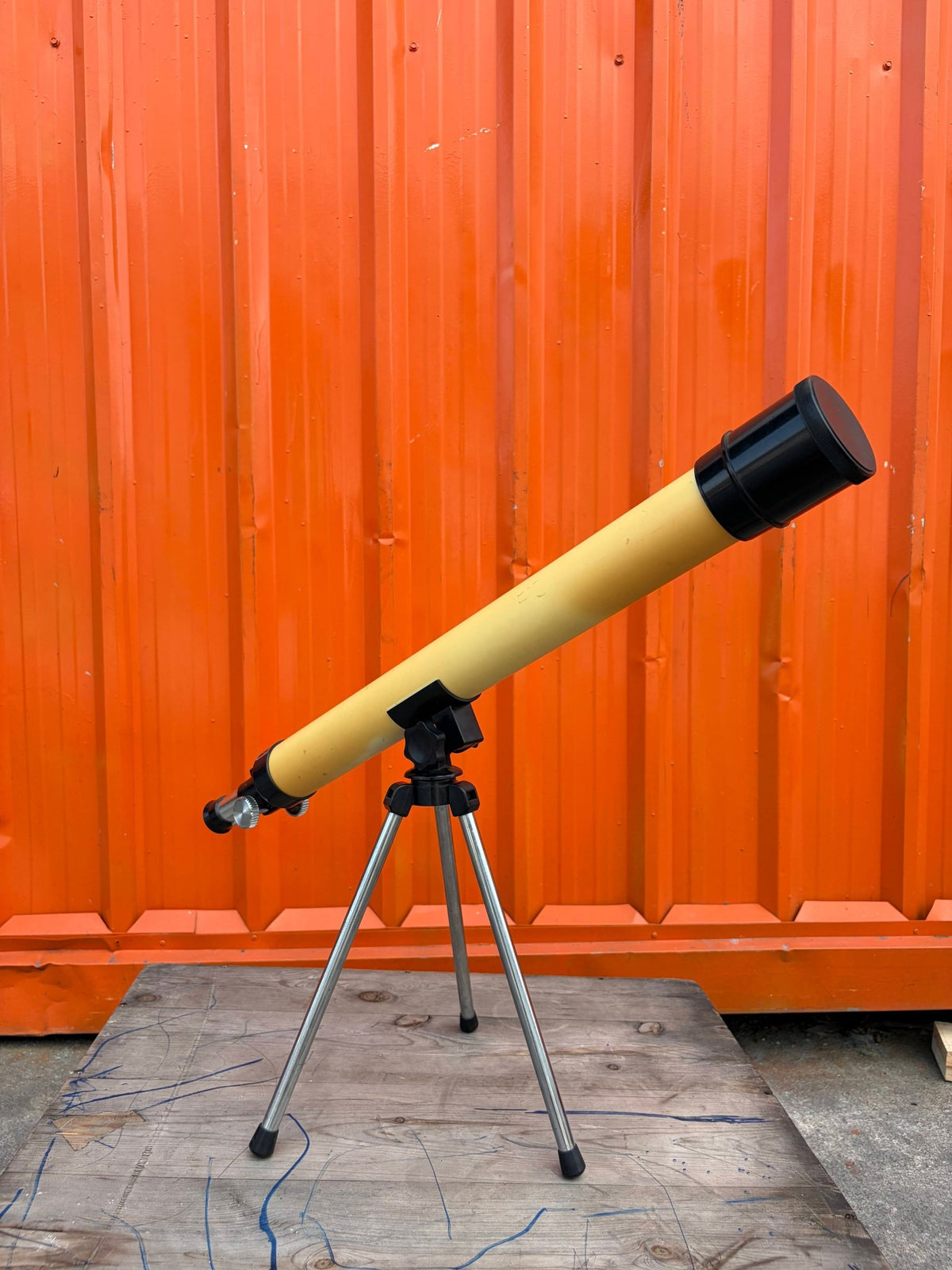 Hunter Telescope - Surround Living - 4