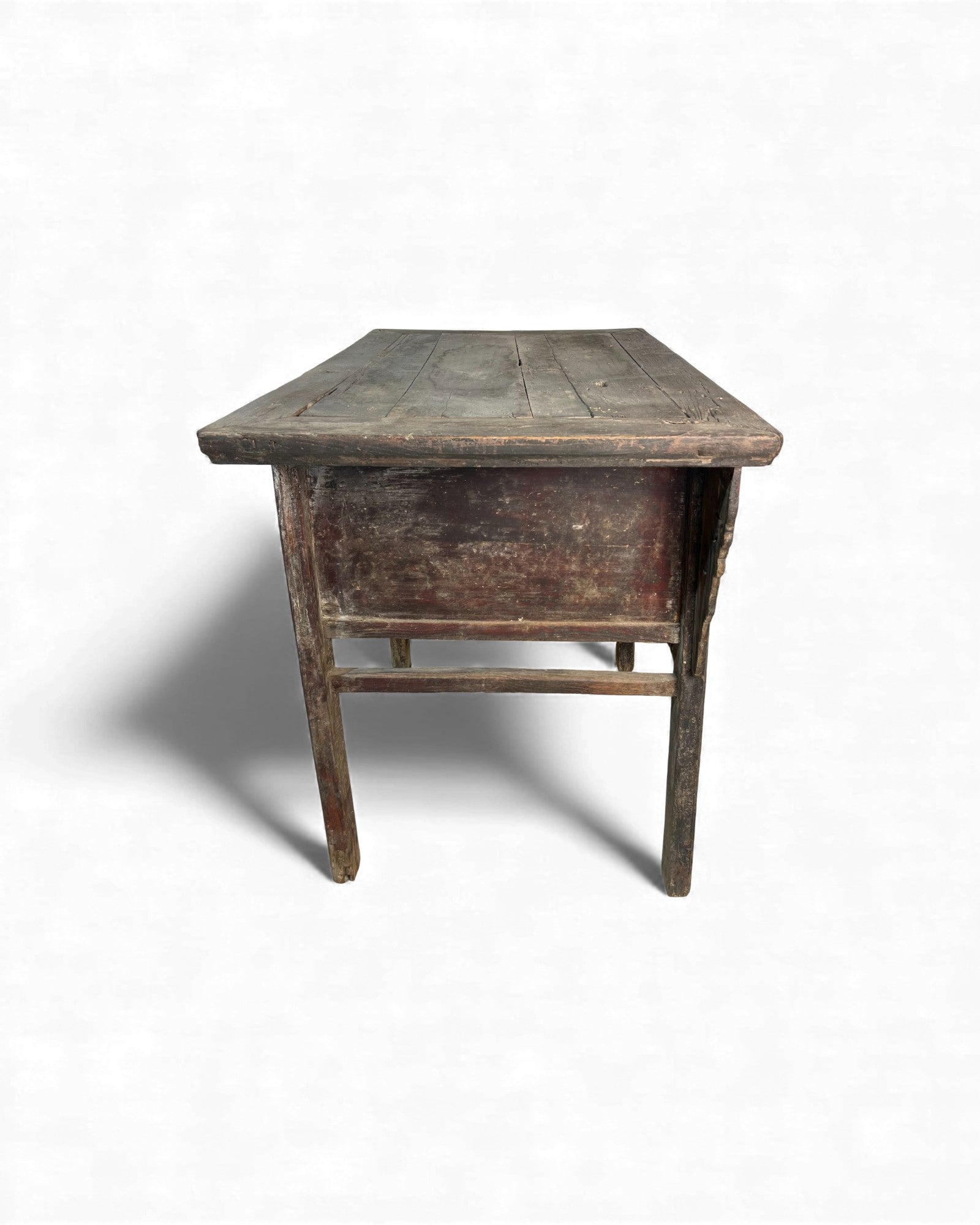 Chinese Black - Lacquer Coffer with Later Red and White Paintwork - Surround Living - 12