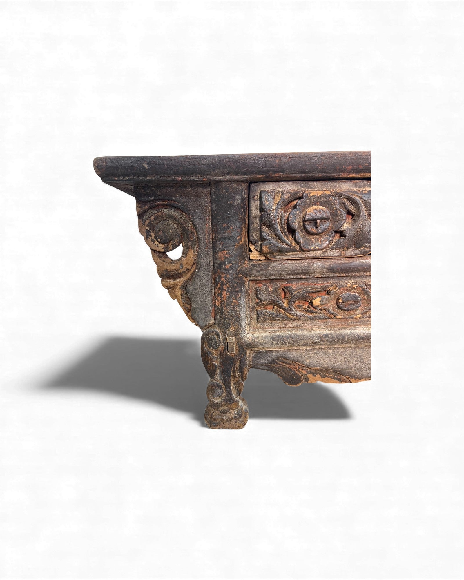 Red & Black Lacquer on Pine and Elm - Surround Living - 15