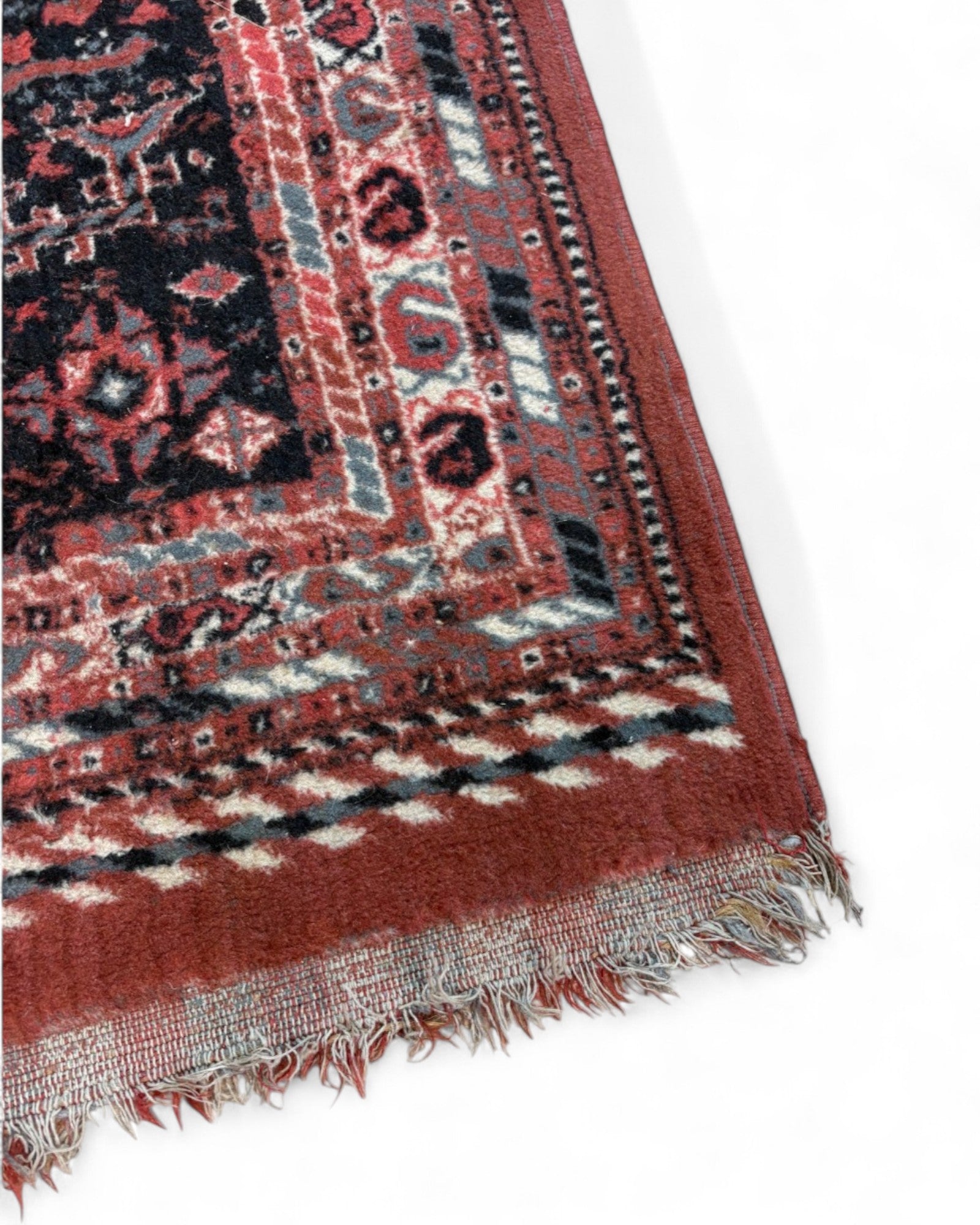 Vintage Persian-Style Rug with Geometric Medallion Pattern | 272 x 193cm