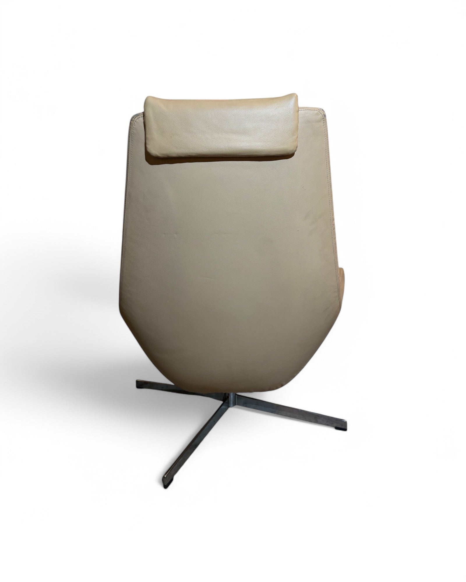 Metropolitan Cream Leather Swivel Armchair