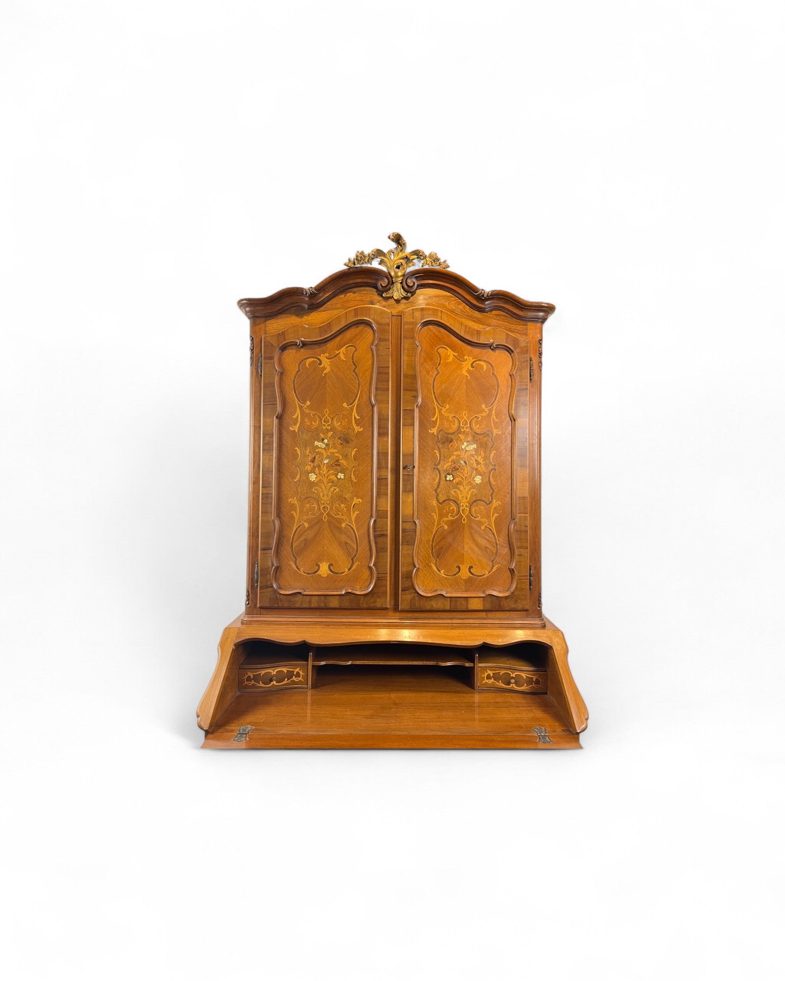 Trumeau Walnut Italian Louis XV Style Cabinet with Green Fabric Interior