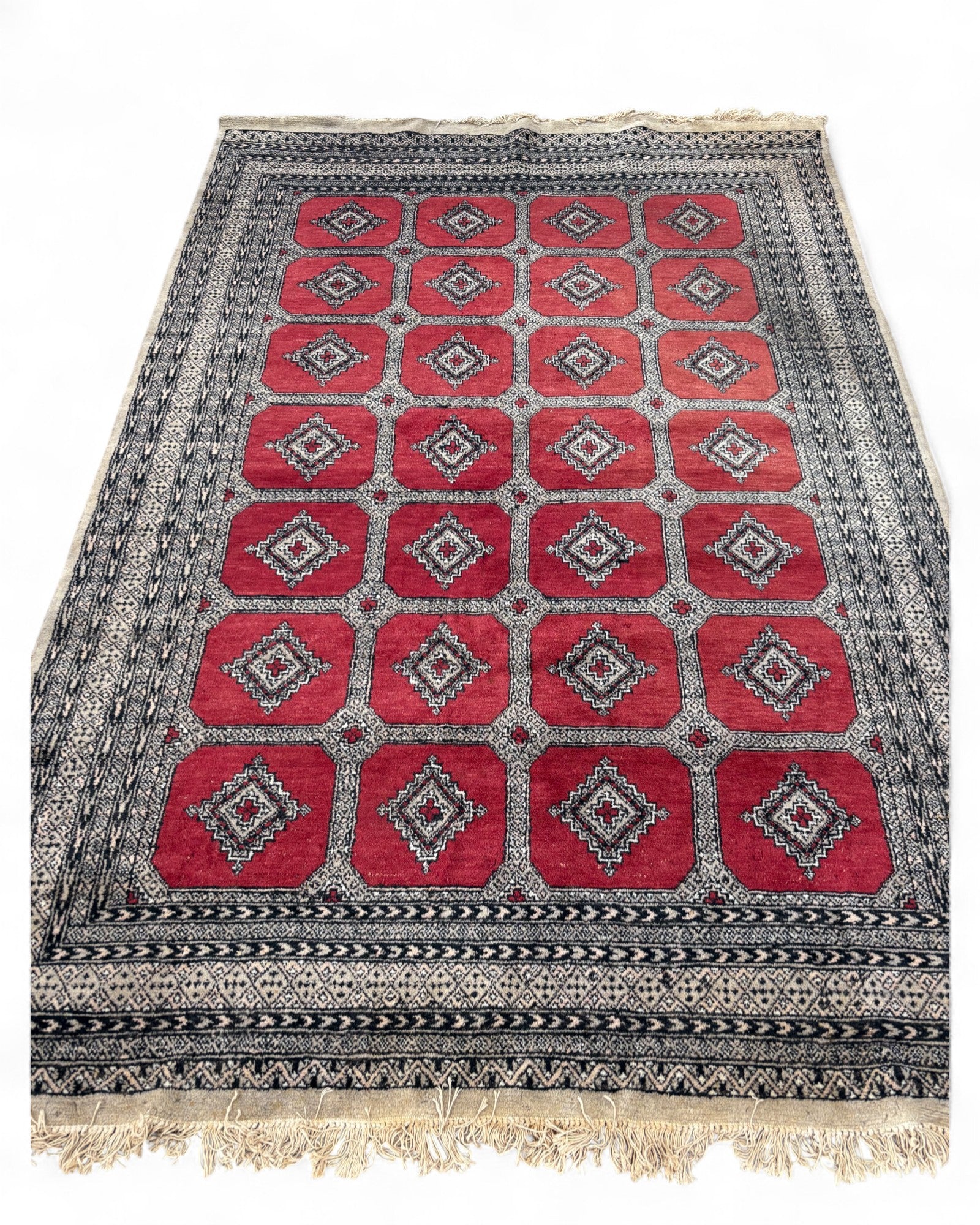 Bokhara Wool Rug – Pakistan | 188 x 277 cm