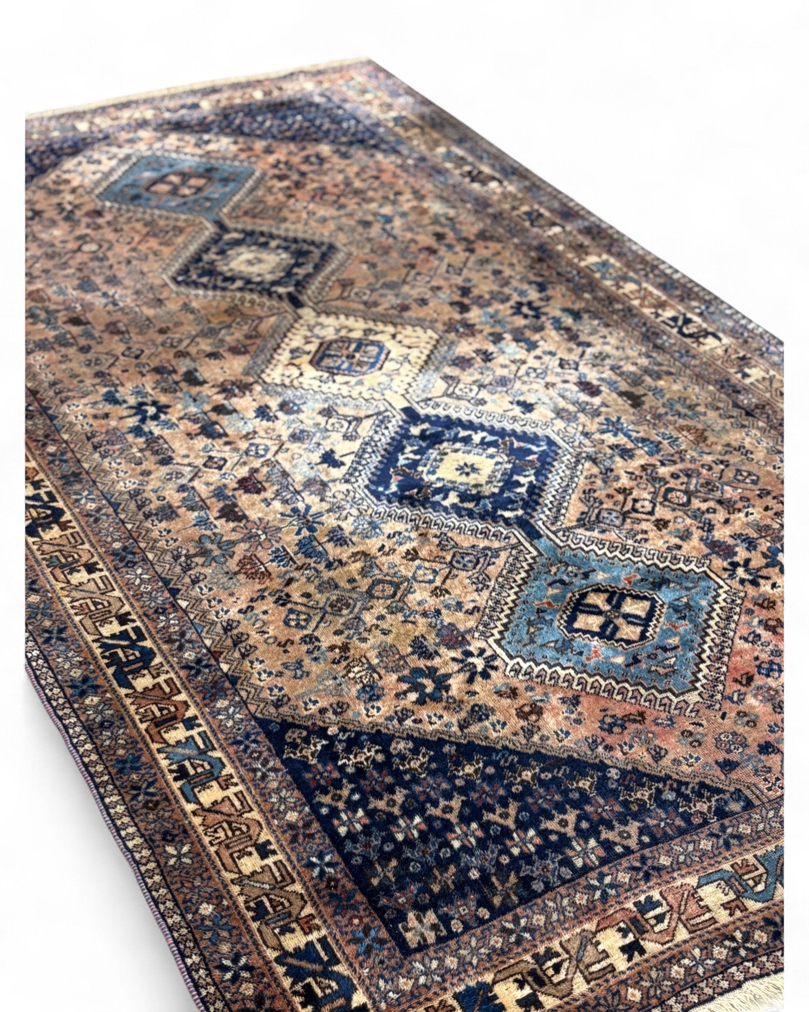 Persian Tribal Medallion Rug – Qashqai or Shiraz Region | 152 x 260cm