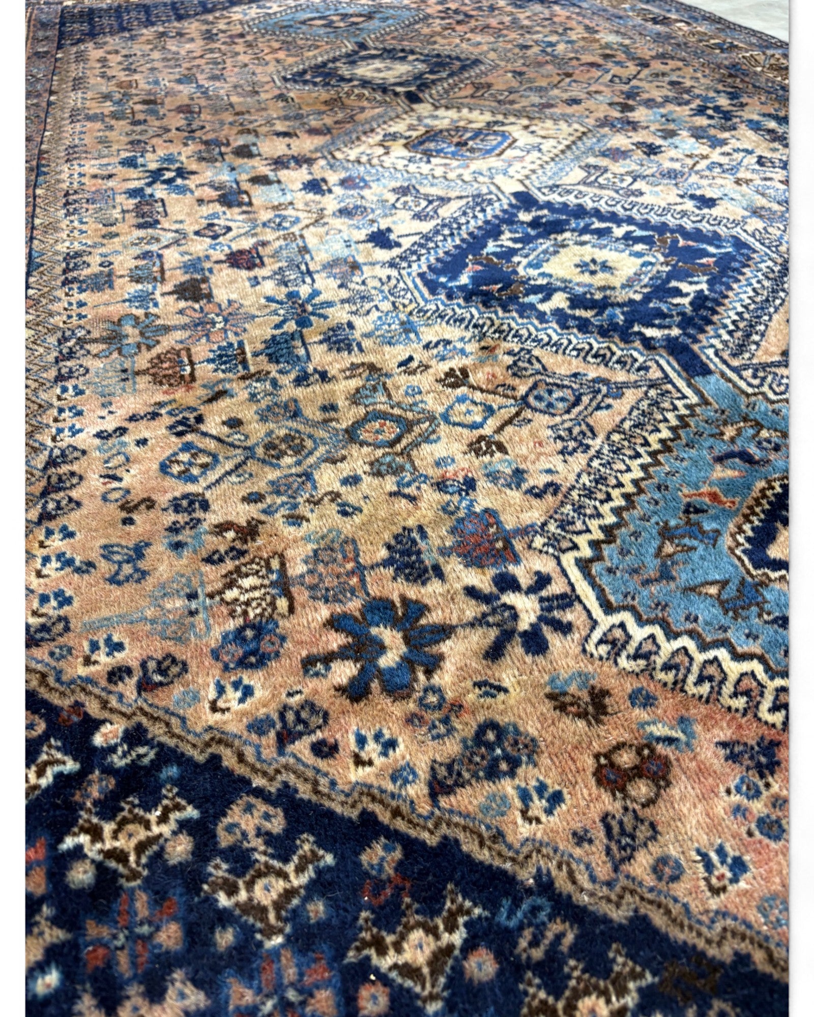 Persian Tribal Medallion Rug – Qashqai or Shiraz Region | 152 x 260cm