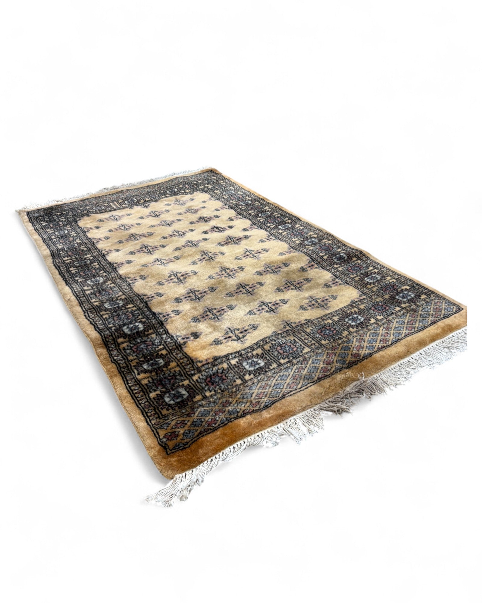 Bokhara Wool Rug in Golden Ochre – Pakistan | 152 x 95 cm