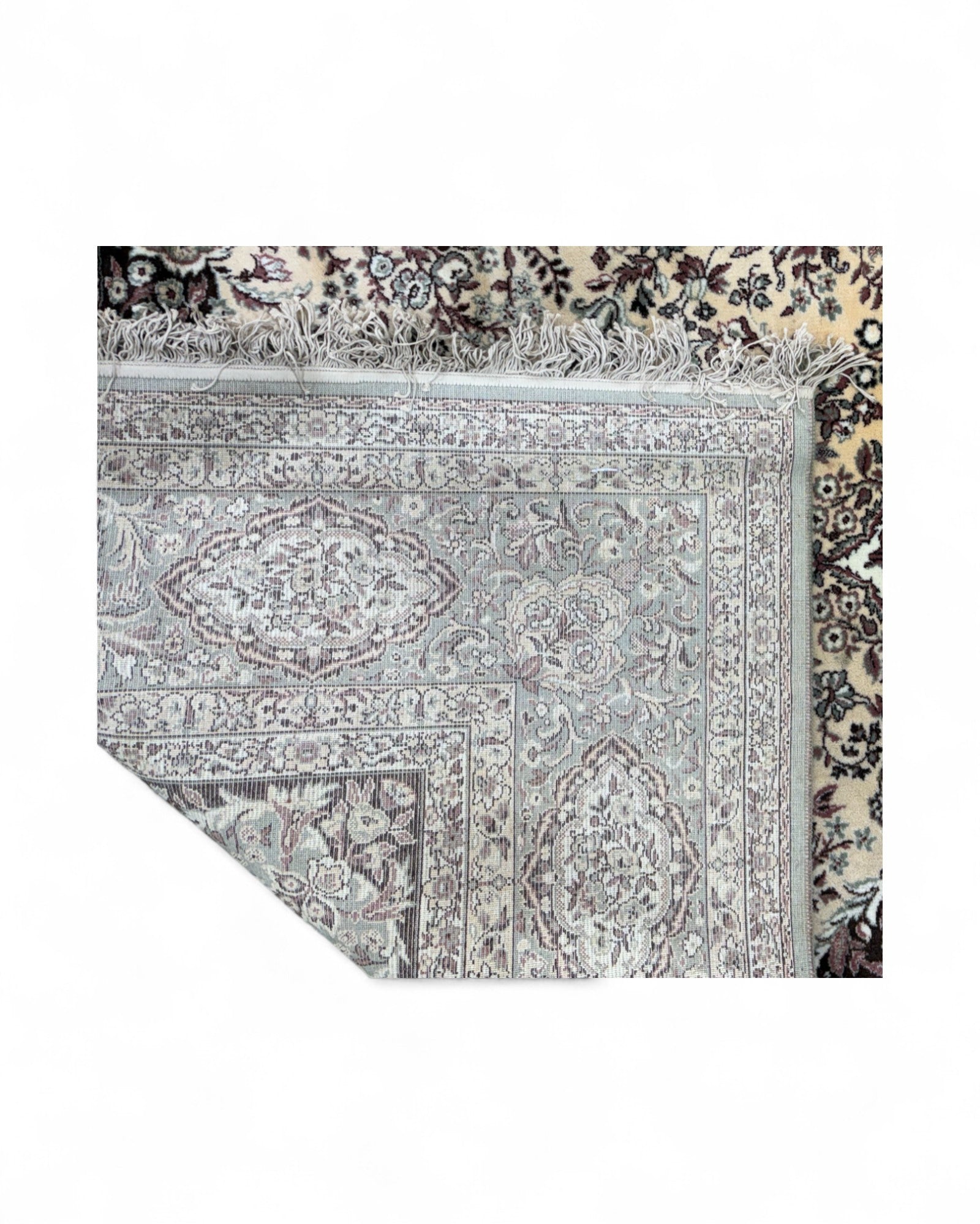 Belgian Machine-Woven Classic Medallion Rug | 250 x 350 cm