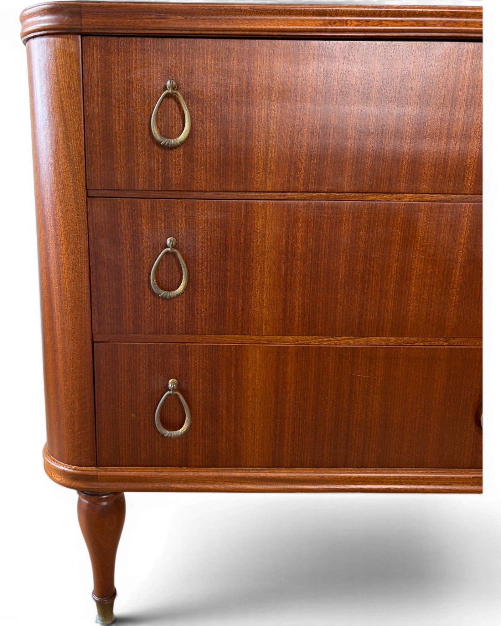 Poplar Mid Century Mahogany Veneer Chest of Drawers in the Style of Paolo Buffa - Surround Living - 7