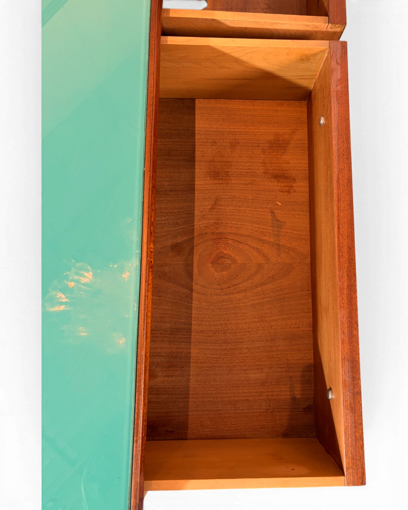 Poplar Mid Century Mahogany Veneer Chest of Drawers in the Style of Paolo Buffa - Surround Living - 20