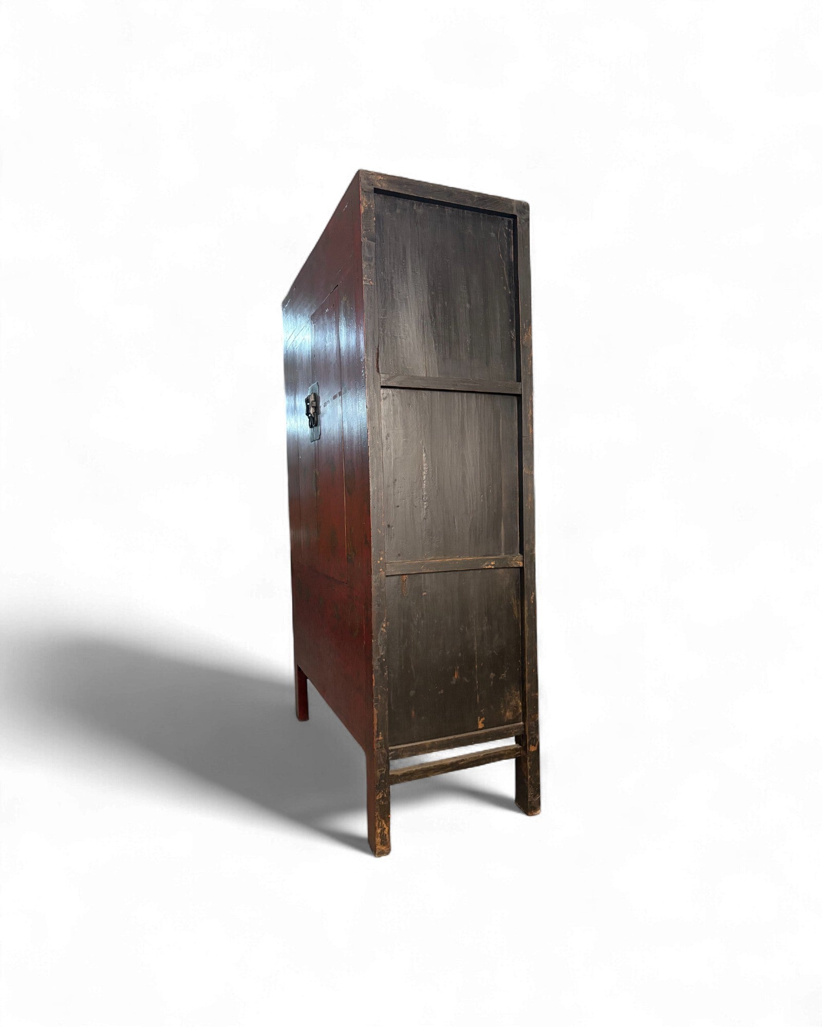 Chinese Red Lacquer Cabinet with Gilt Floral Motifs - Surround Living - 5